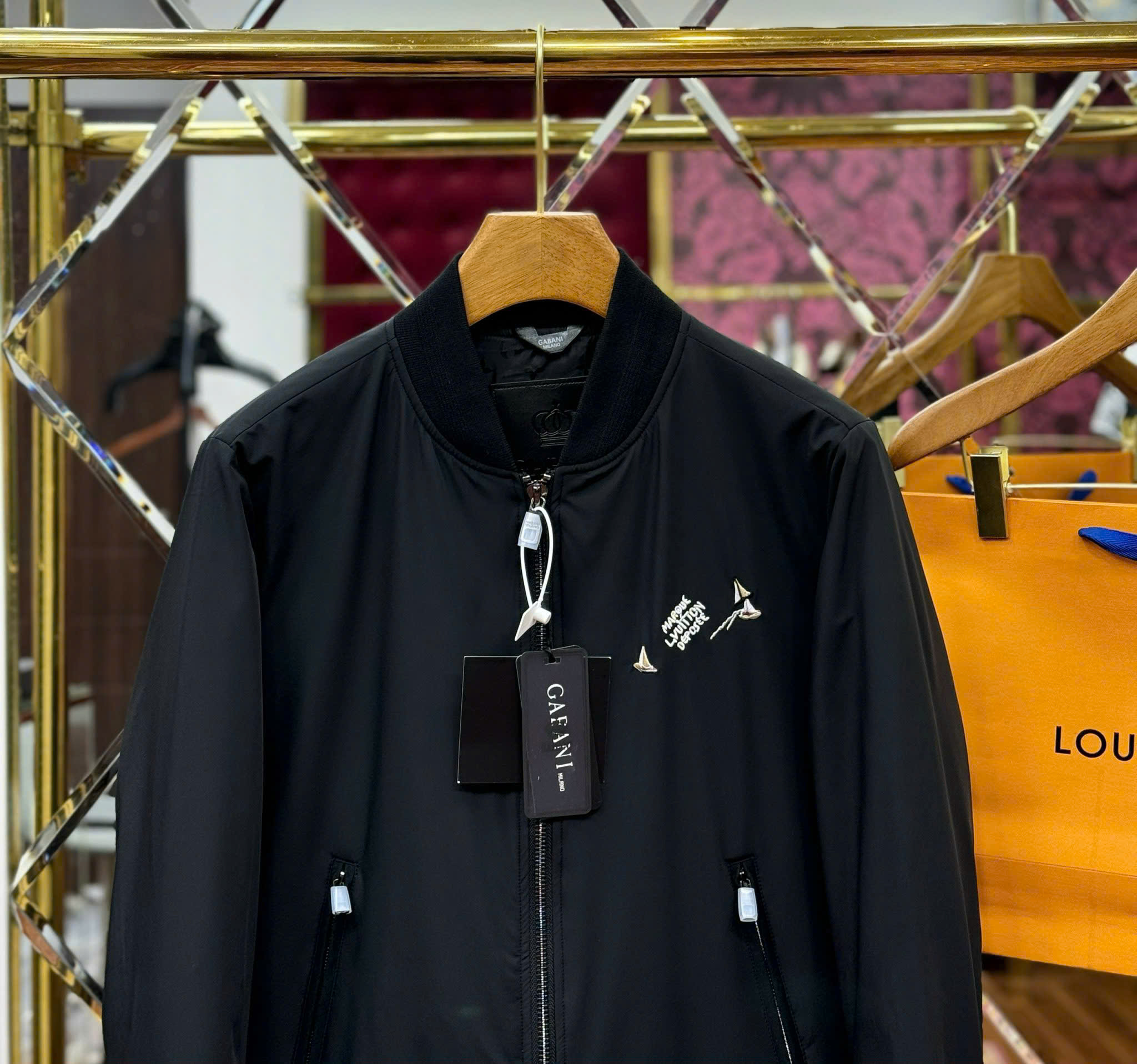 Áo khoác bomber Louis Vuitton LV logo thêu nhiều con thuyền nhỏ Like Auth S-XL MK