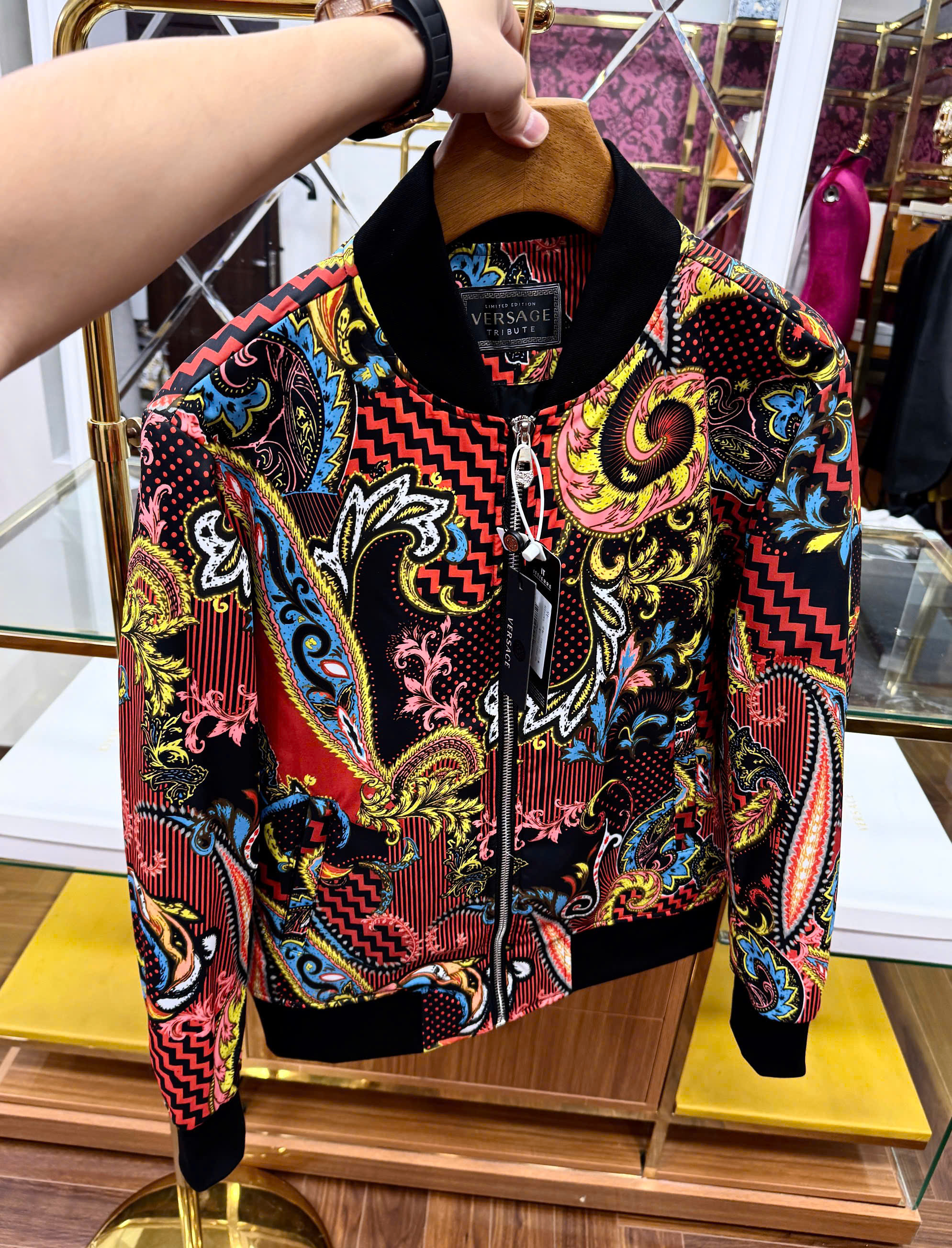 Áo khoác bomber Versace VS họa tiết hoa lá quý tộc Like Auth 44-50 MK