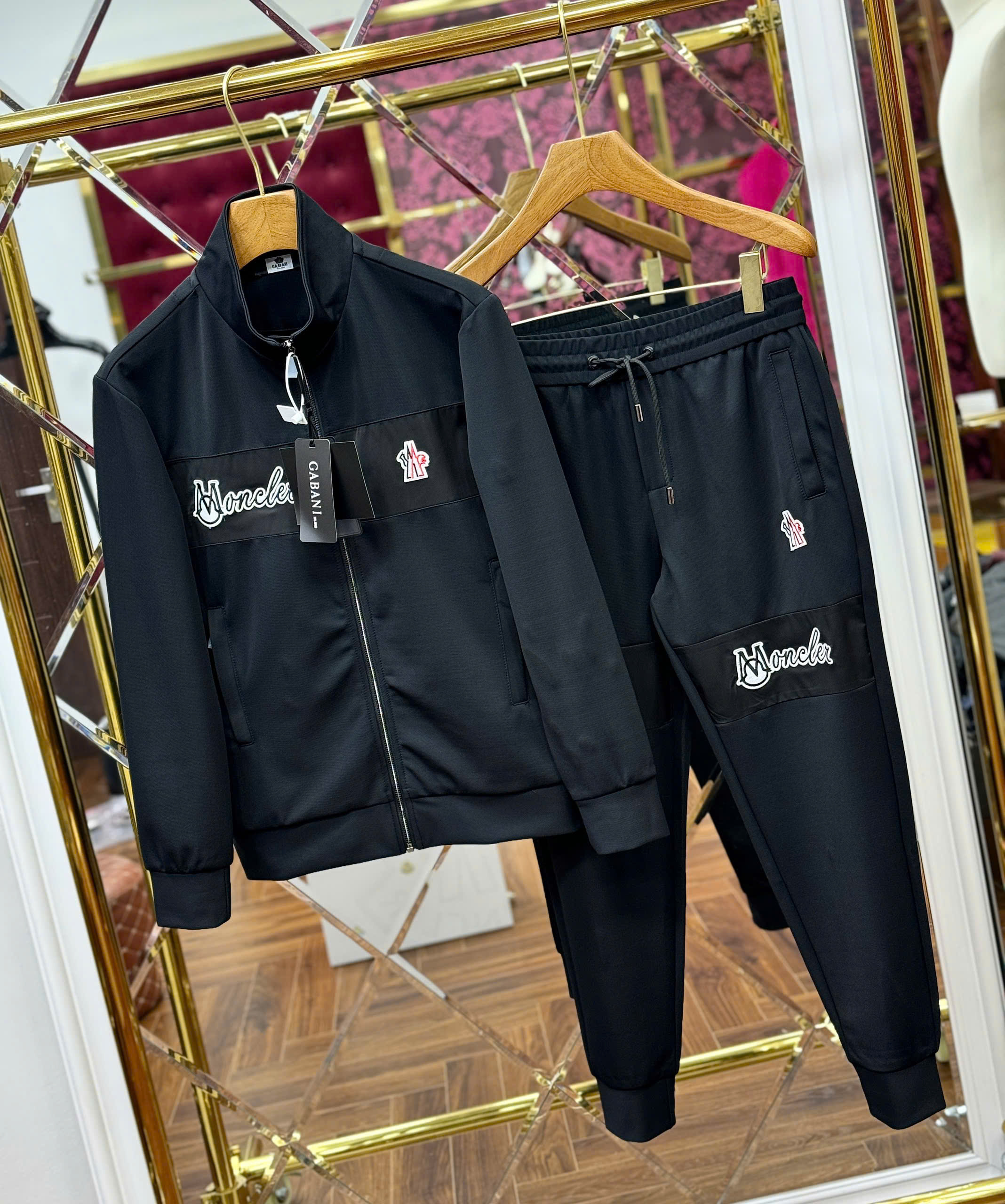 Set bộ Moncler khóa Đen logo wash tag ngang Like Auth 44-50 CD