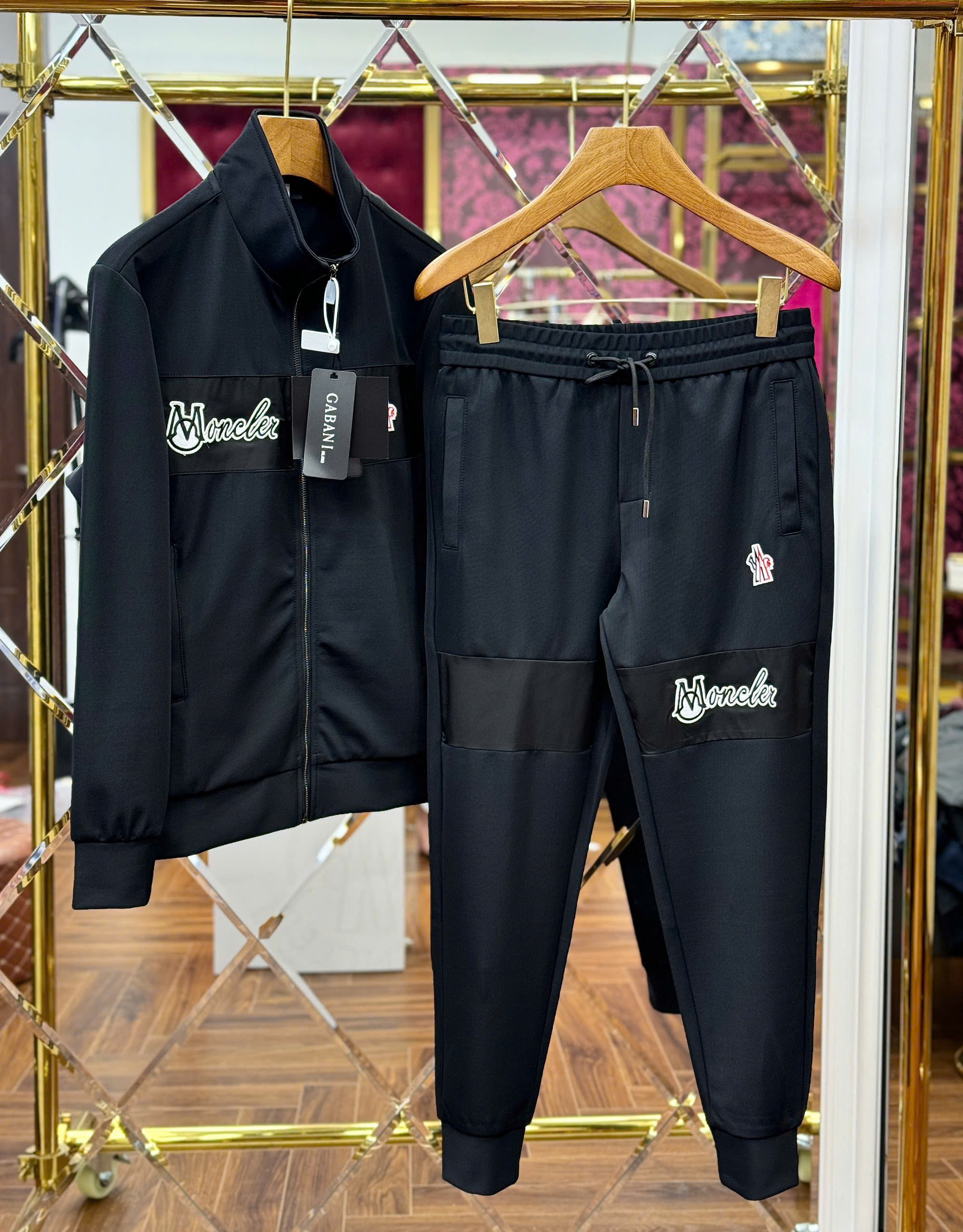 Set bộ Moncler khóa Đen logo wash tag ngang Like Auth 44-50 CD