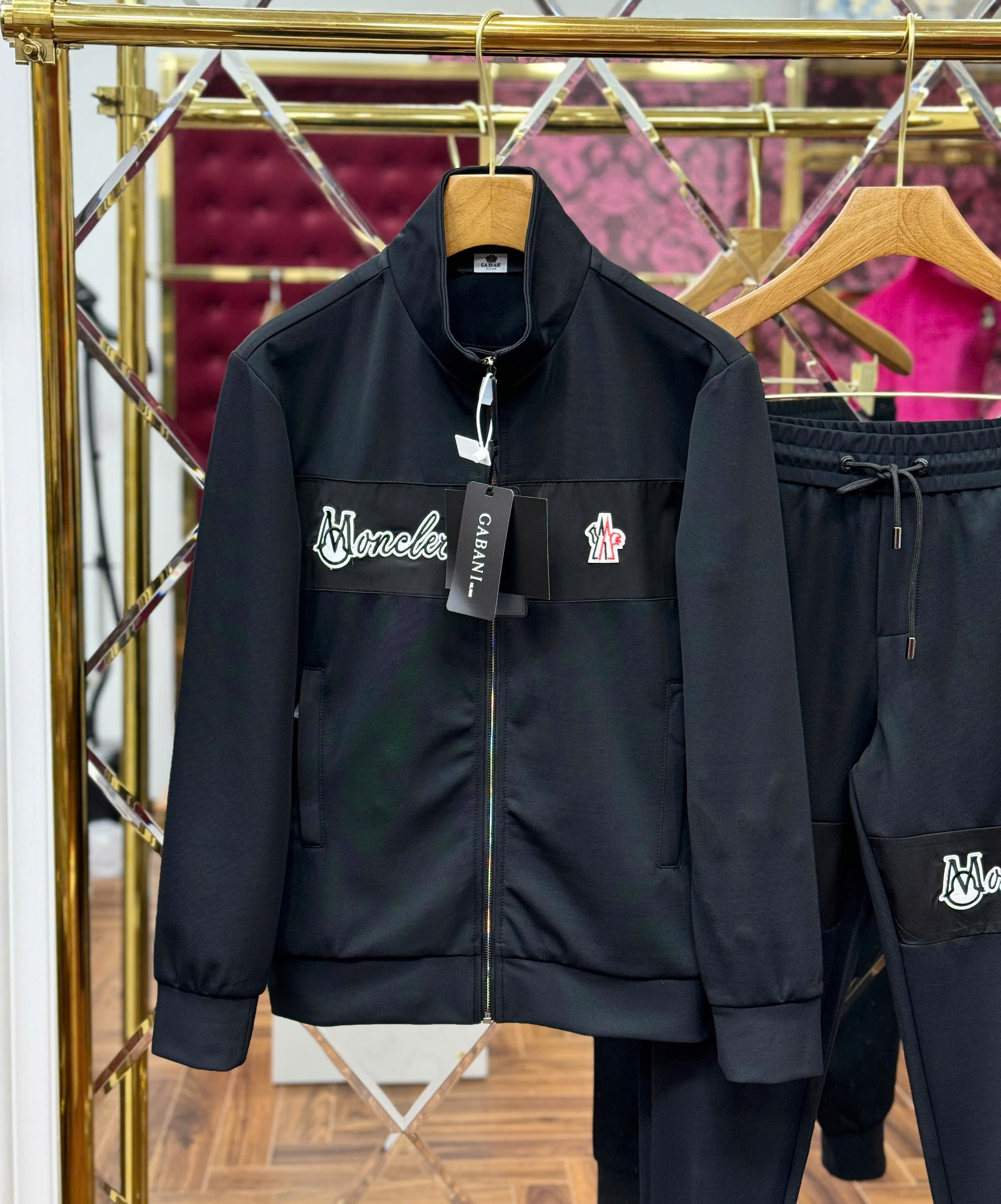 Set bộ Moncler khóa Đen logo wash tag ngang Like Auth 44-50 CD