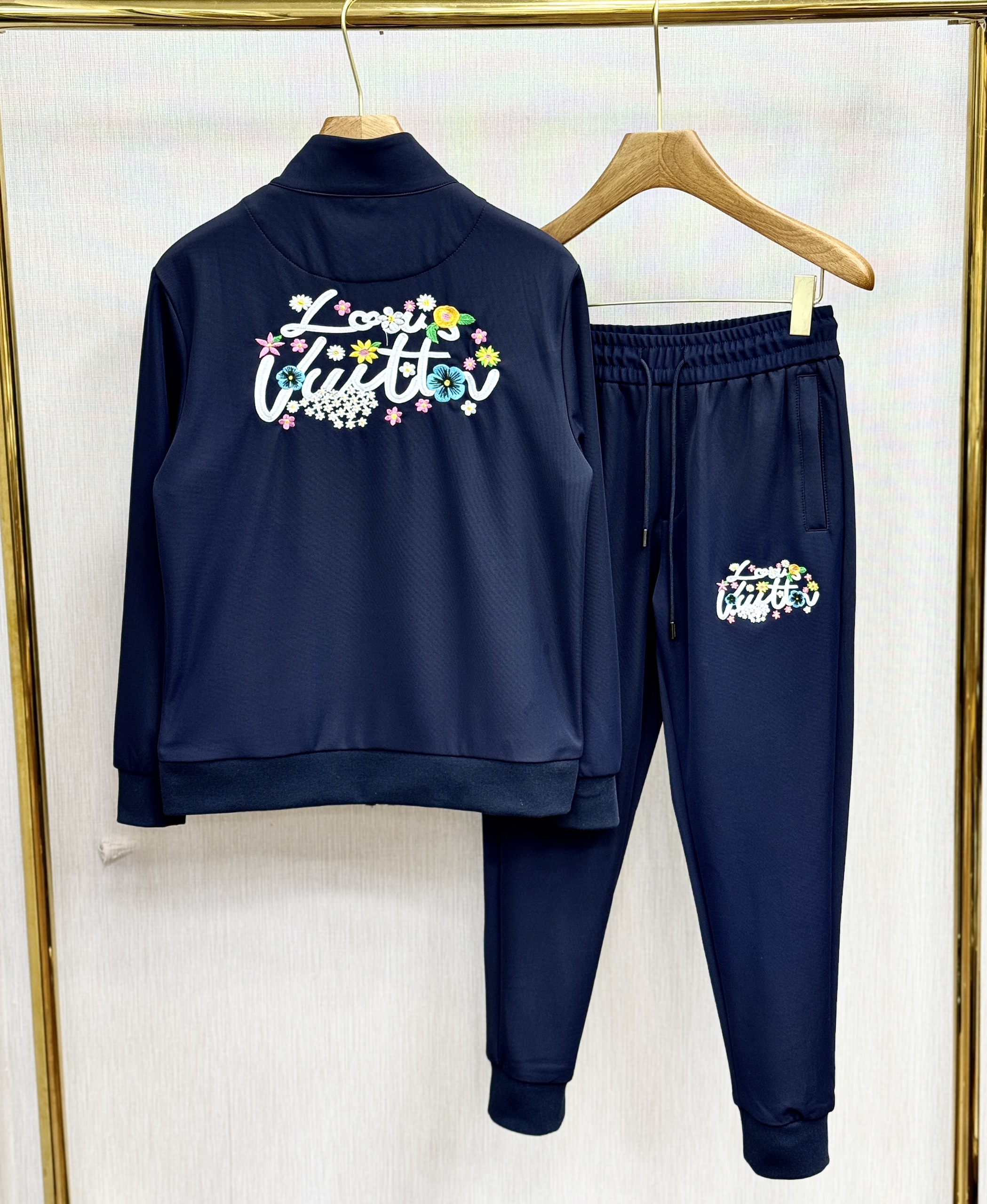 Set bộ nỉ Louis Vuitton khóa Xanh than logo thêu LV thêu hoa Like AUth 44-50 CD