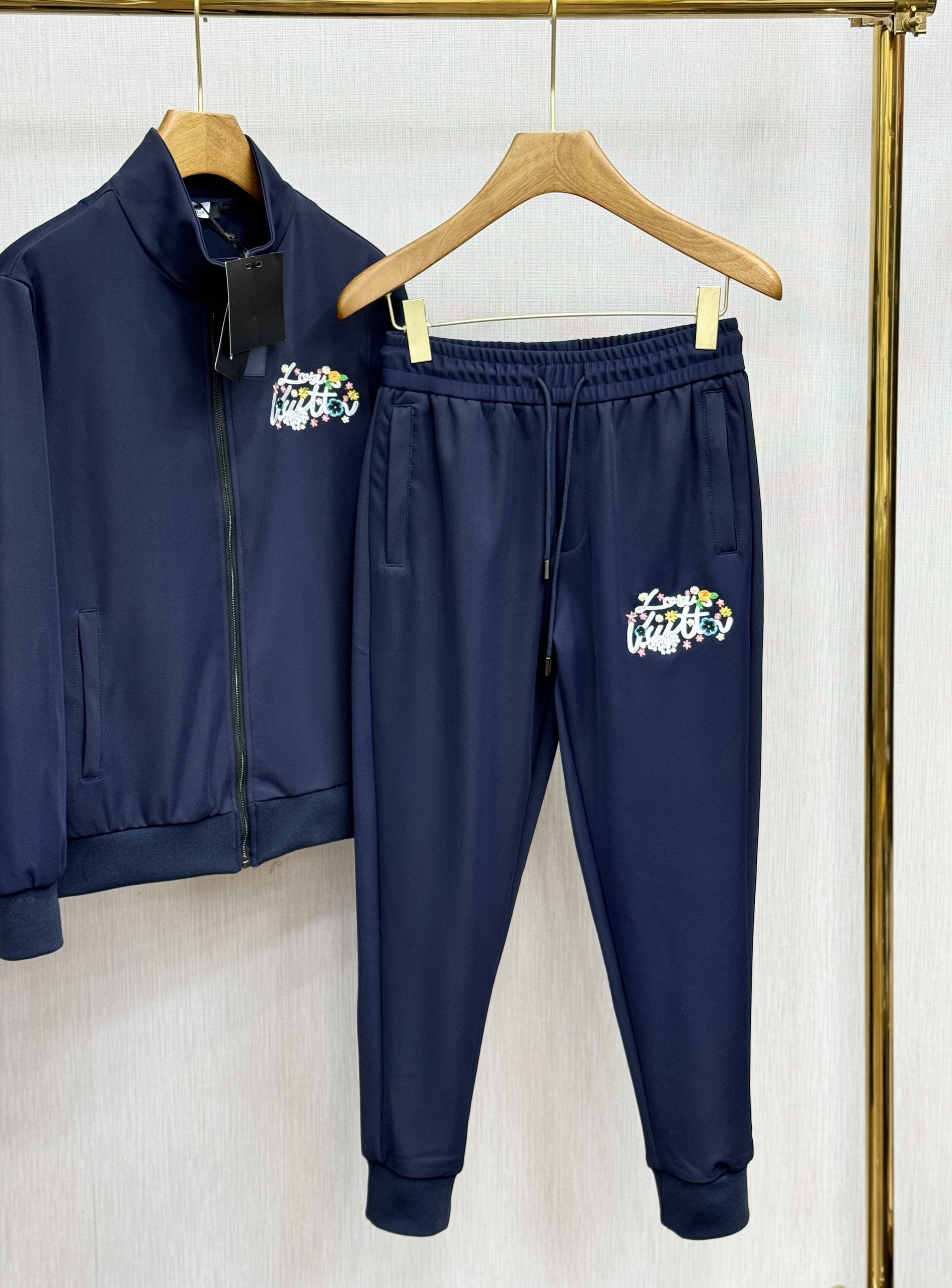 Set bộ nỉ Louis Vuitton khóa Xanh than logo thêu LV thêu hoa Like AUth 44-50 CD