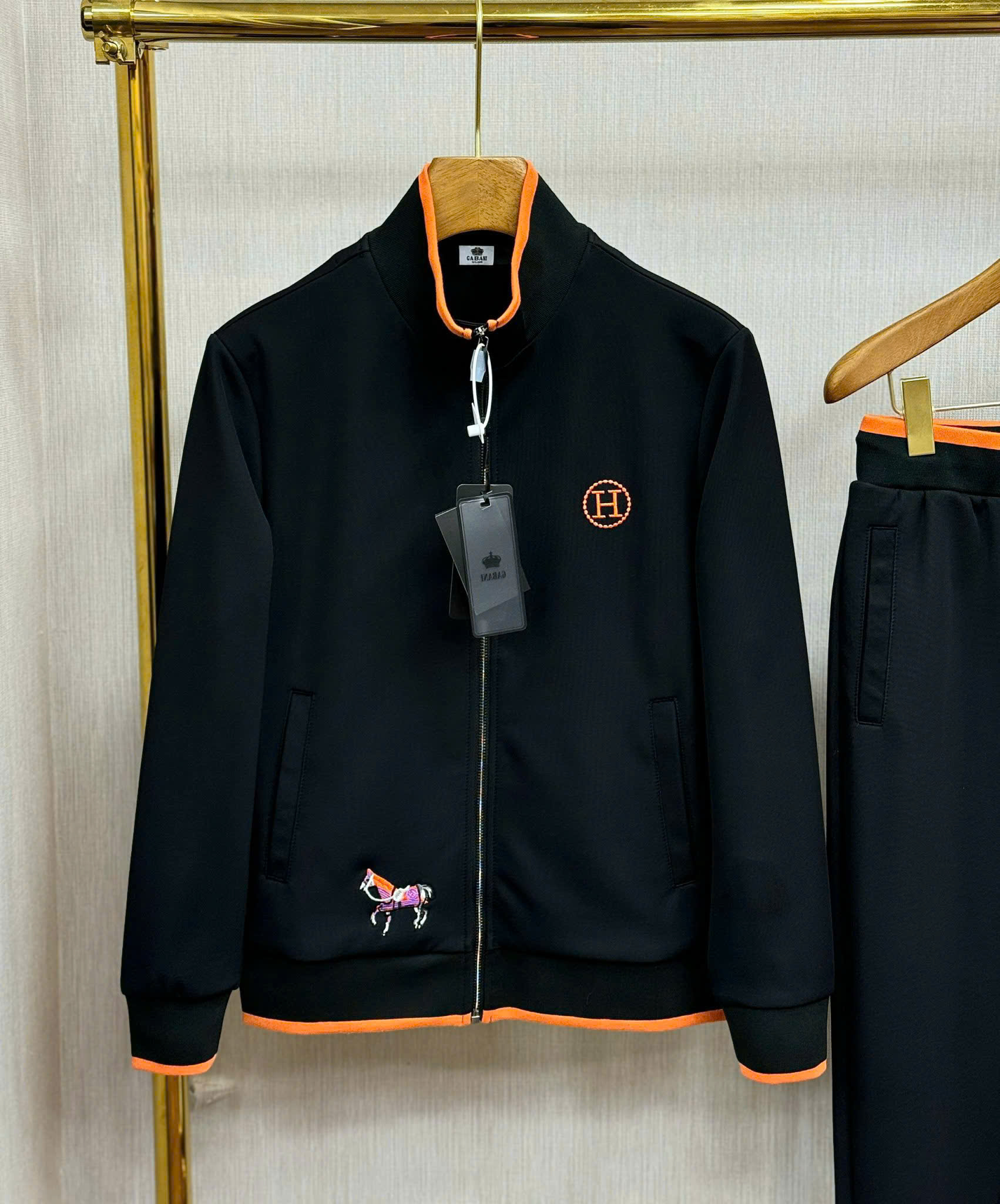 Set bộ nỉ Hermes HM Đen logo check cổ thêu Ngựa Like Auth 44-50 MK