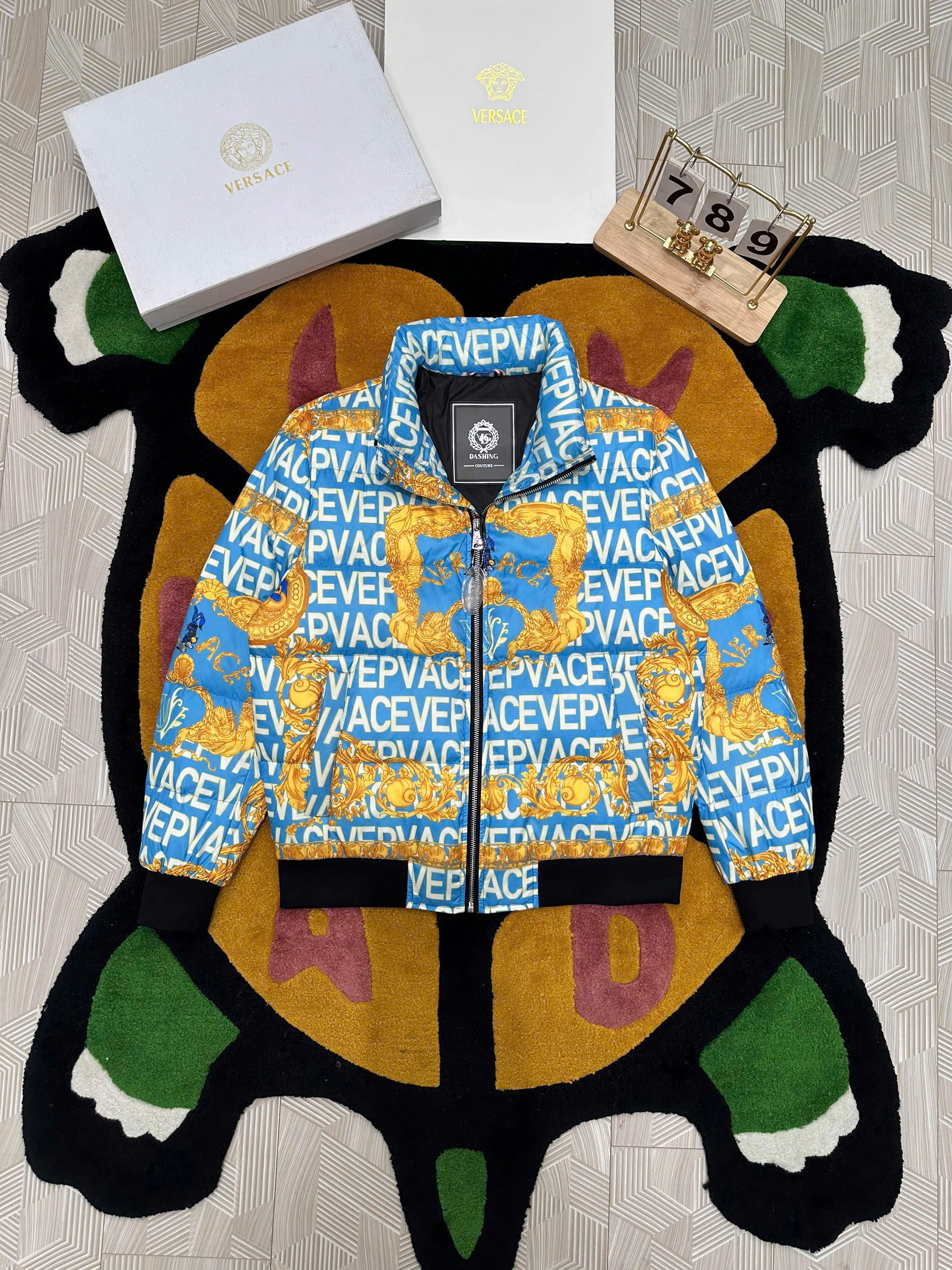 Áo khoác phao lông vũ Versace VS họa tiết full Like Auth 48-52 MK