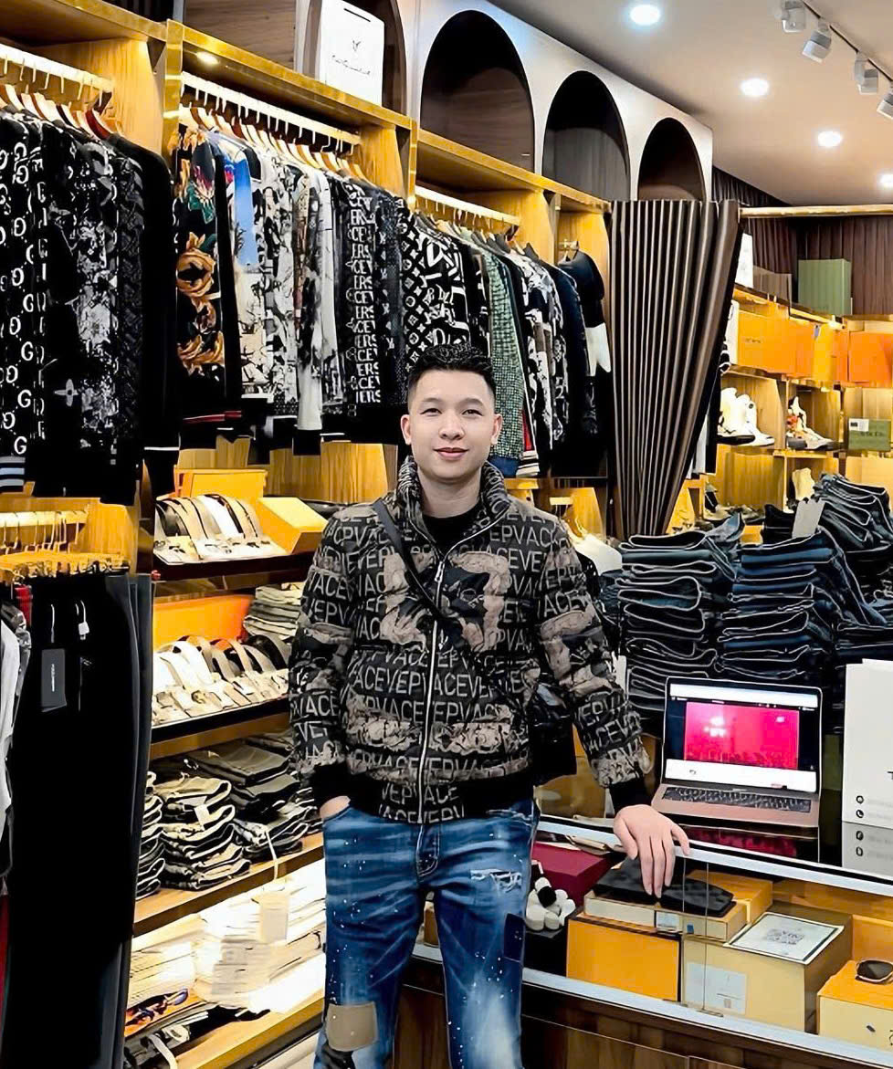 Áo khoác phao lông vũ Versace VS họa tiết full Like Auth 48-52 MK