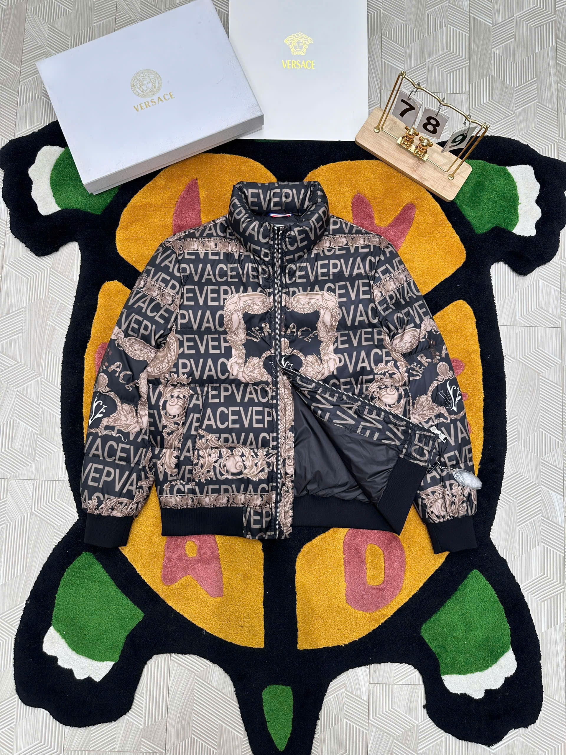 Áo khoác phao lông vũ Versace VS họa tiết full Like Auth 48-52 MK