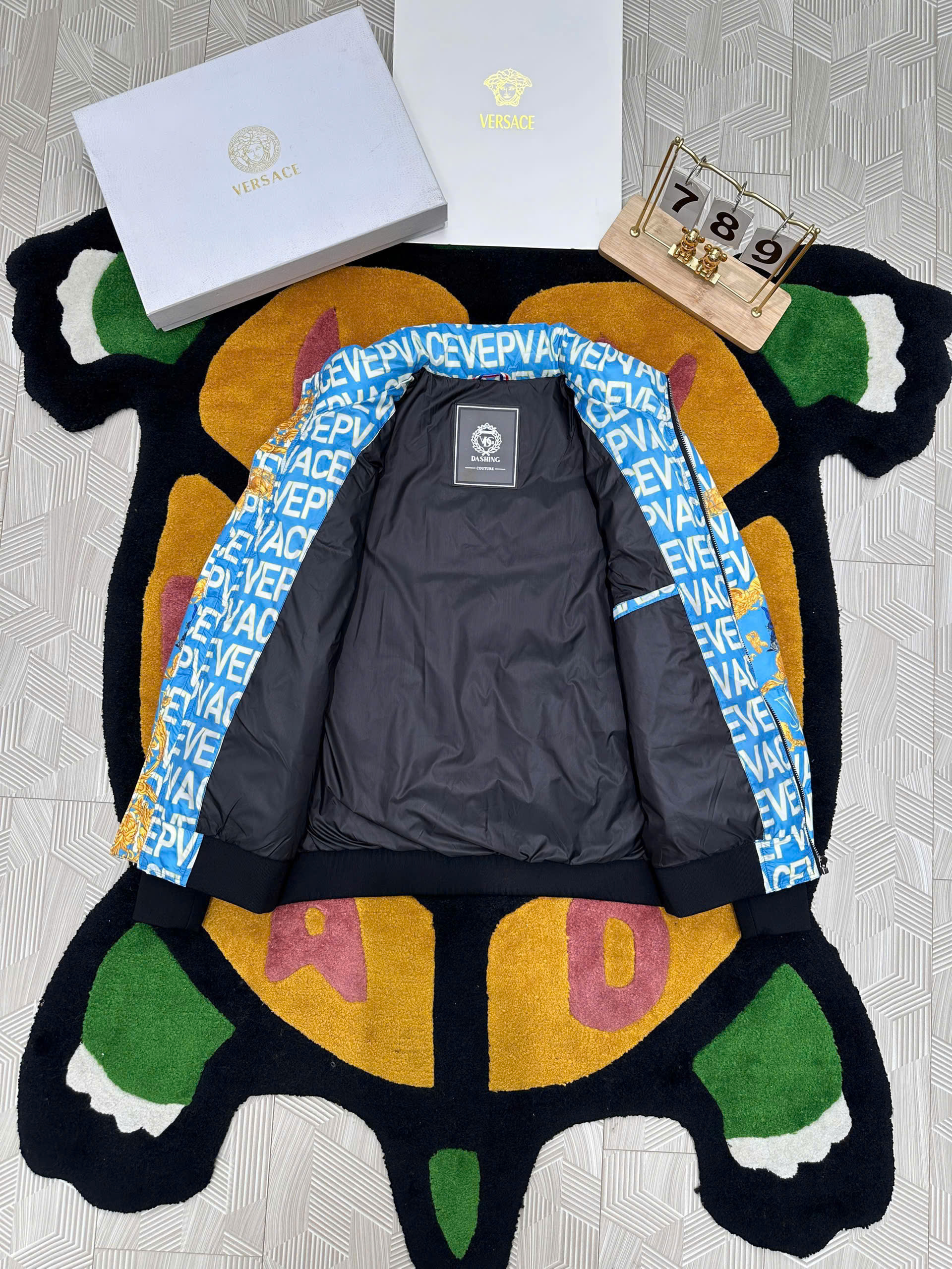 Áo khoác phao lông vũ Versace VS họa tiết full Like Auth 48-52 MK