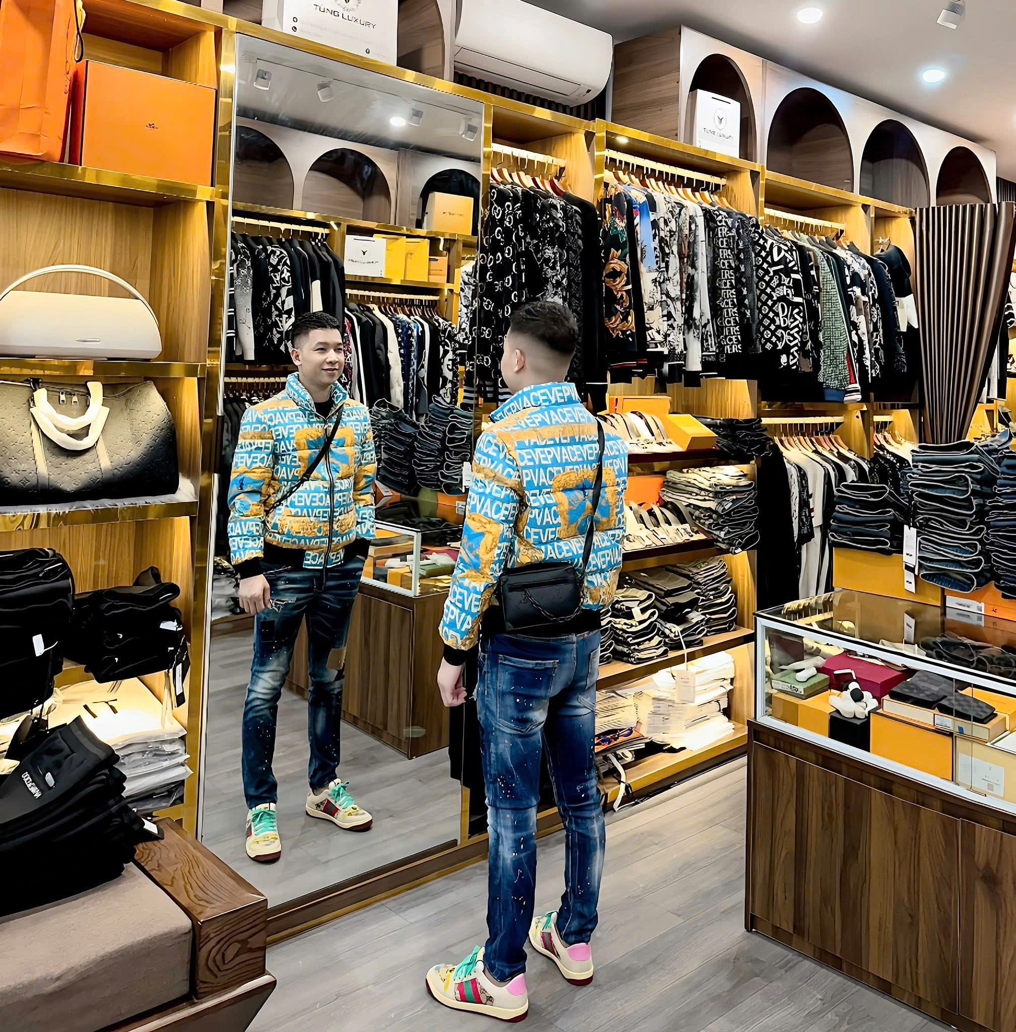 Áo khoác phao lông vũ Versace VS họa tiết full Like Auth 48-52 MK