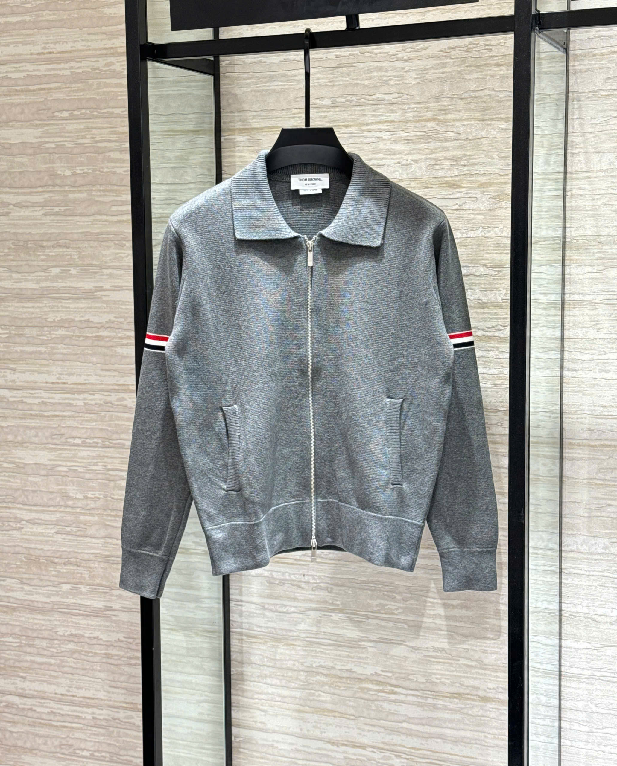 Áo khoác len Thombrowne Xám Ghi cổ bẻ 2 tay kẻ tay sọc Xanh Đỏ Like Auth M-XXL DDT