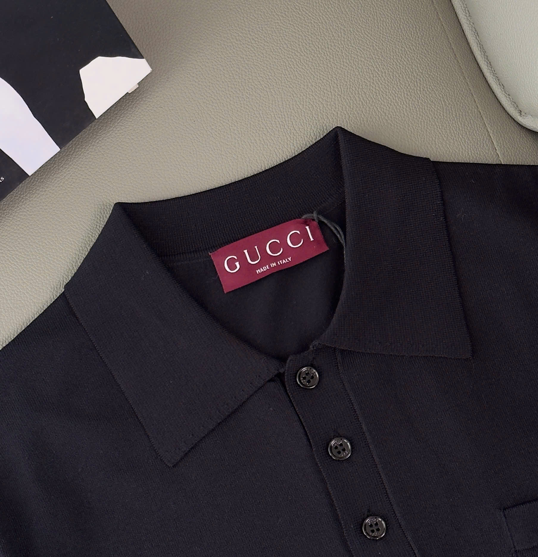Áo polo Gucci GC len Đen túi ngực logo thêu Like Auth XS-M DDT