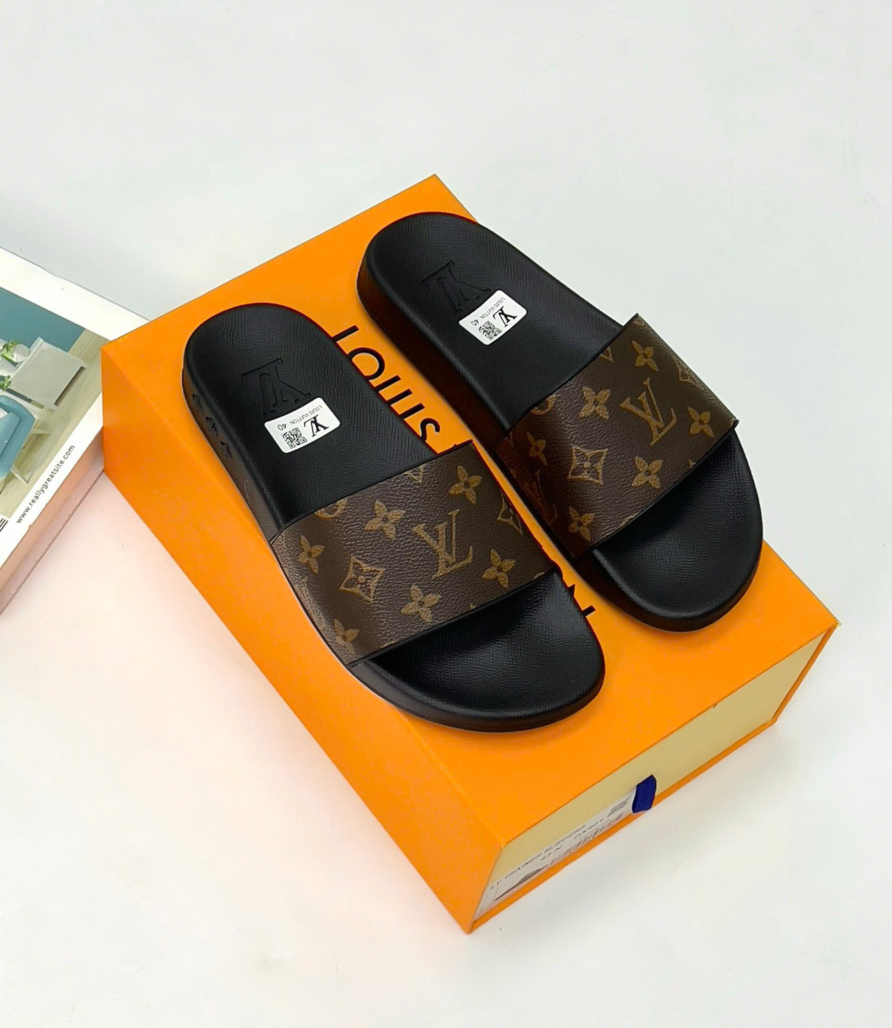 Dép lê quai ngang Louis Vuitton LV quai monogram full Like Auth 38-43 DDT