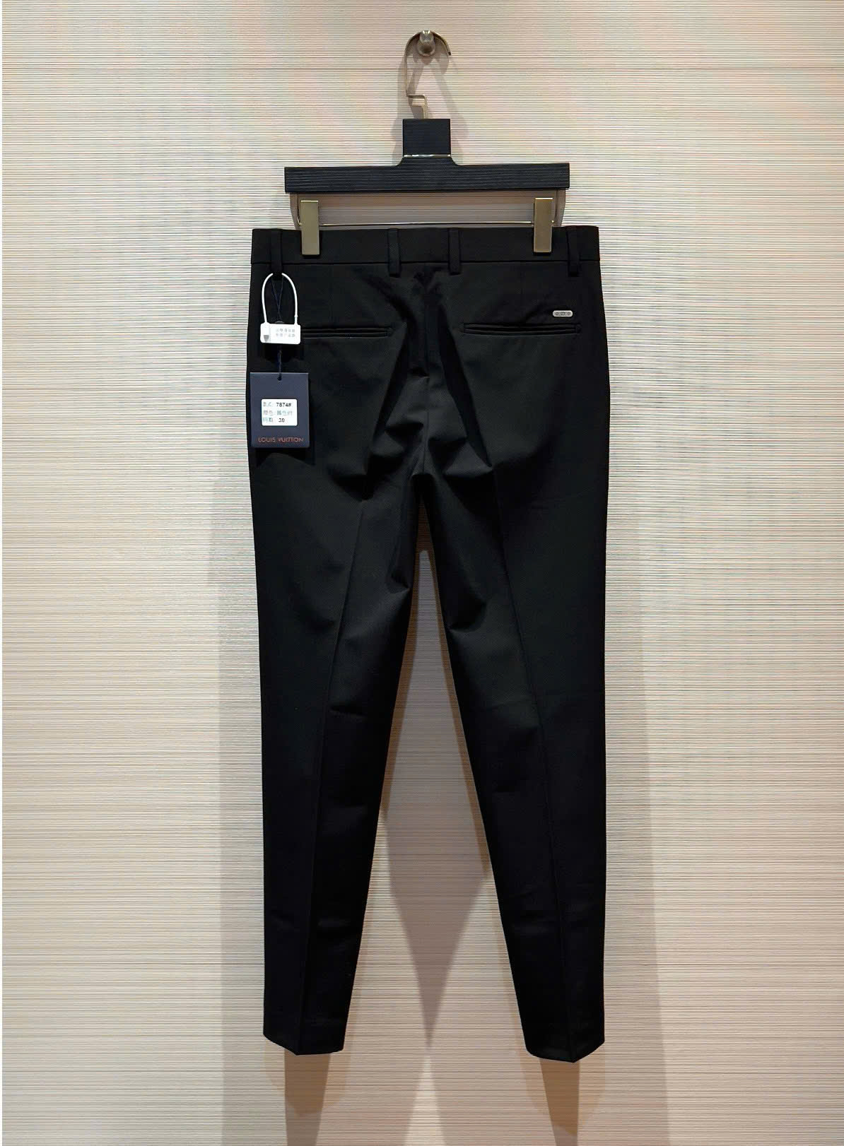 Quần âu tây Louis Vuitton LV Đen logo tag bạc monogram Like Auth 28-36 DDT