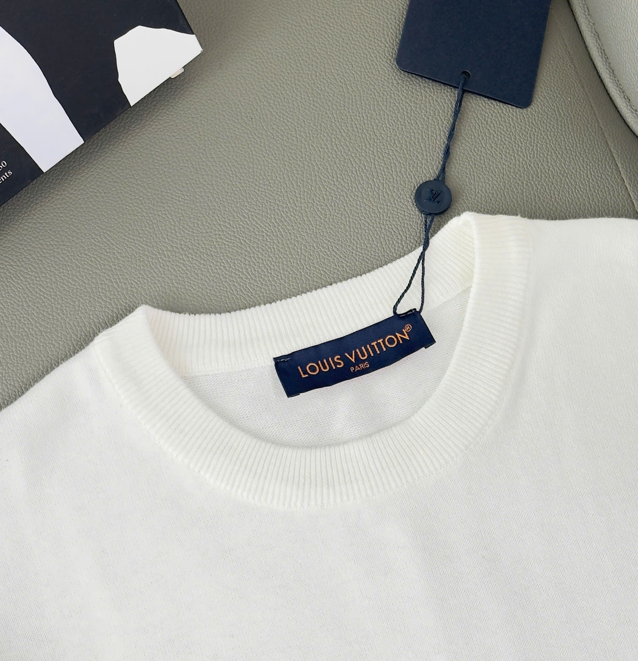 Áo phông T shirt len Louis Vuitton LV logo thêu ngực vạt caro đan Like Auth XS-M DDT