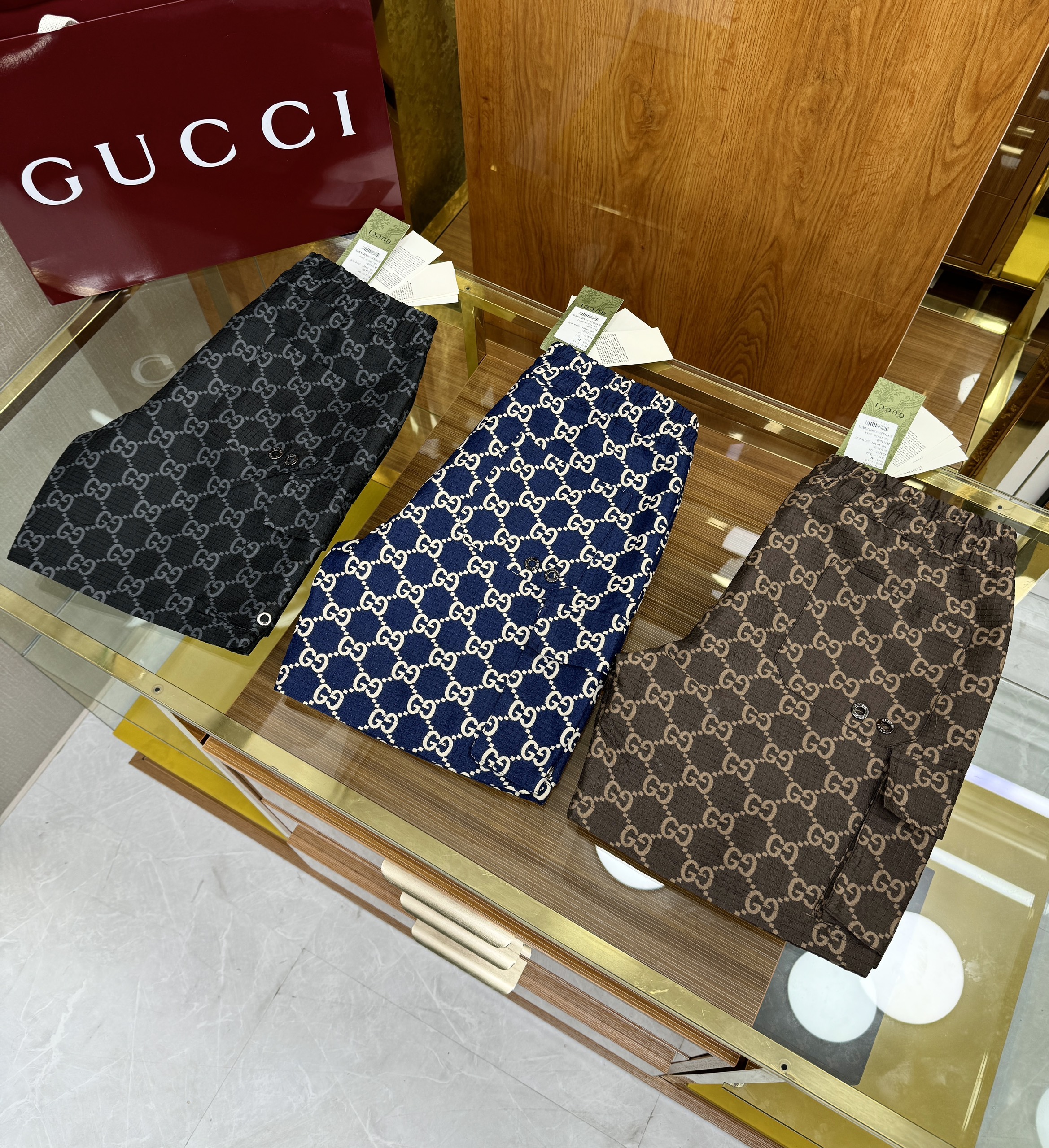 Quần short gió Gucci GC họa tiết monogram logo GG full Like Auth 1-1 on web CD