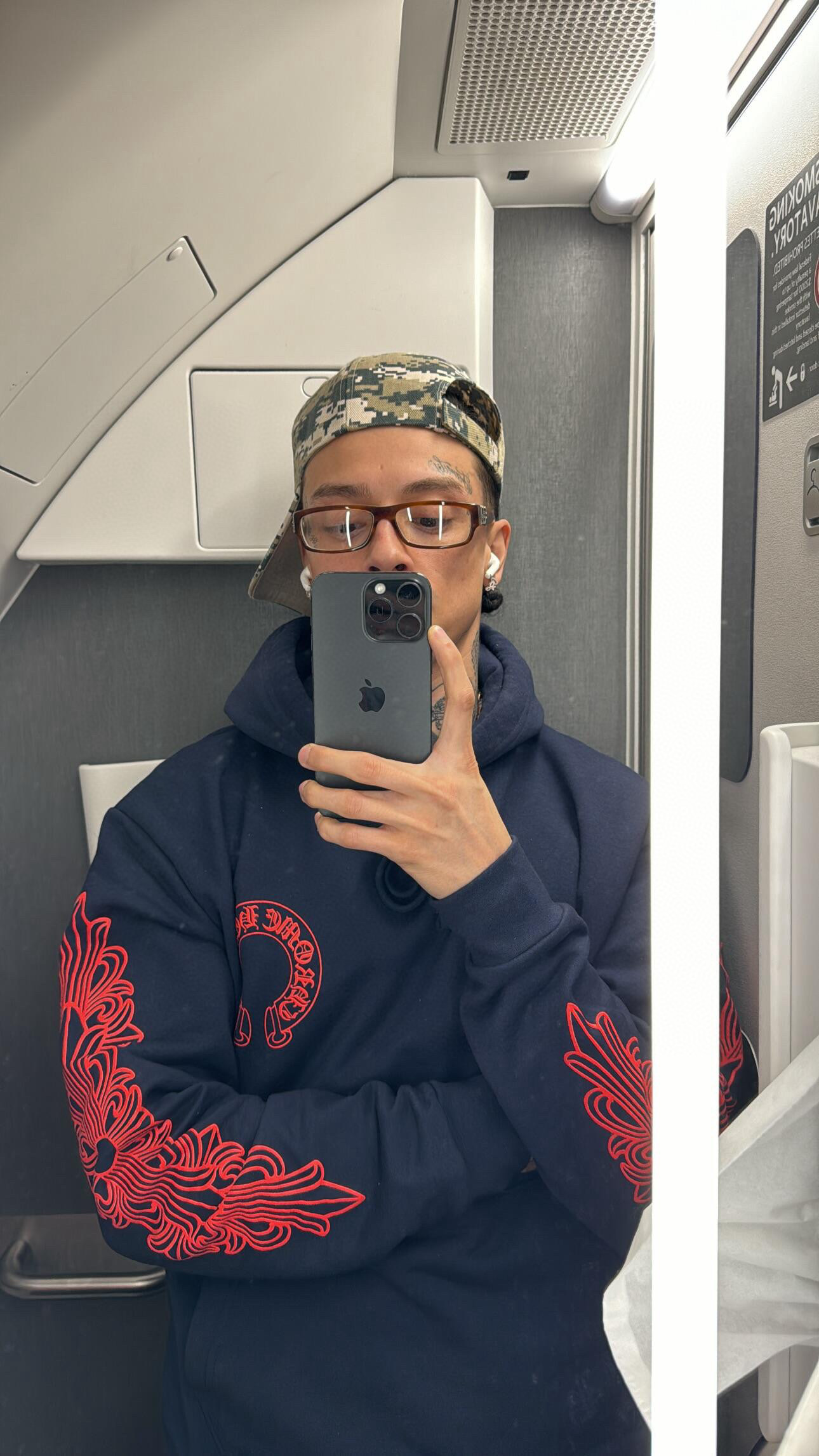 Áo hoodie Chrome Heart CH 25383 Xanh Than họa tiết Đỏ Like Auth S-L VTN