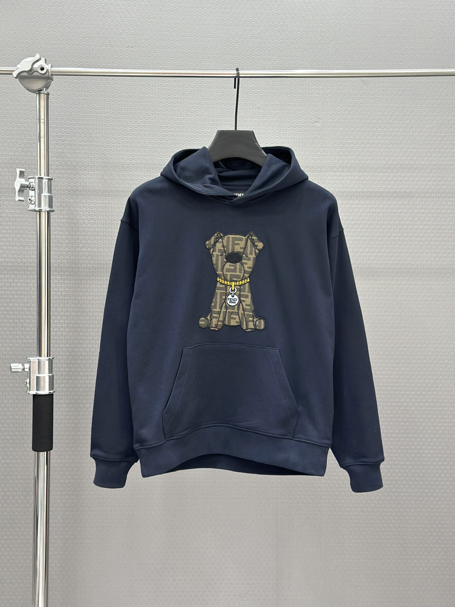 Áo hoodie Fendi FD 1420 họa tiết Cún Like Auth XS-M VTN