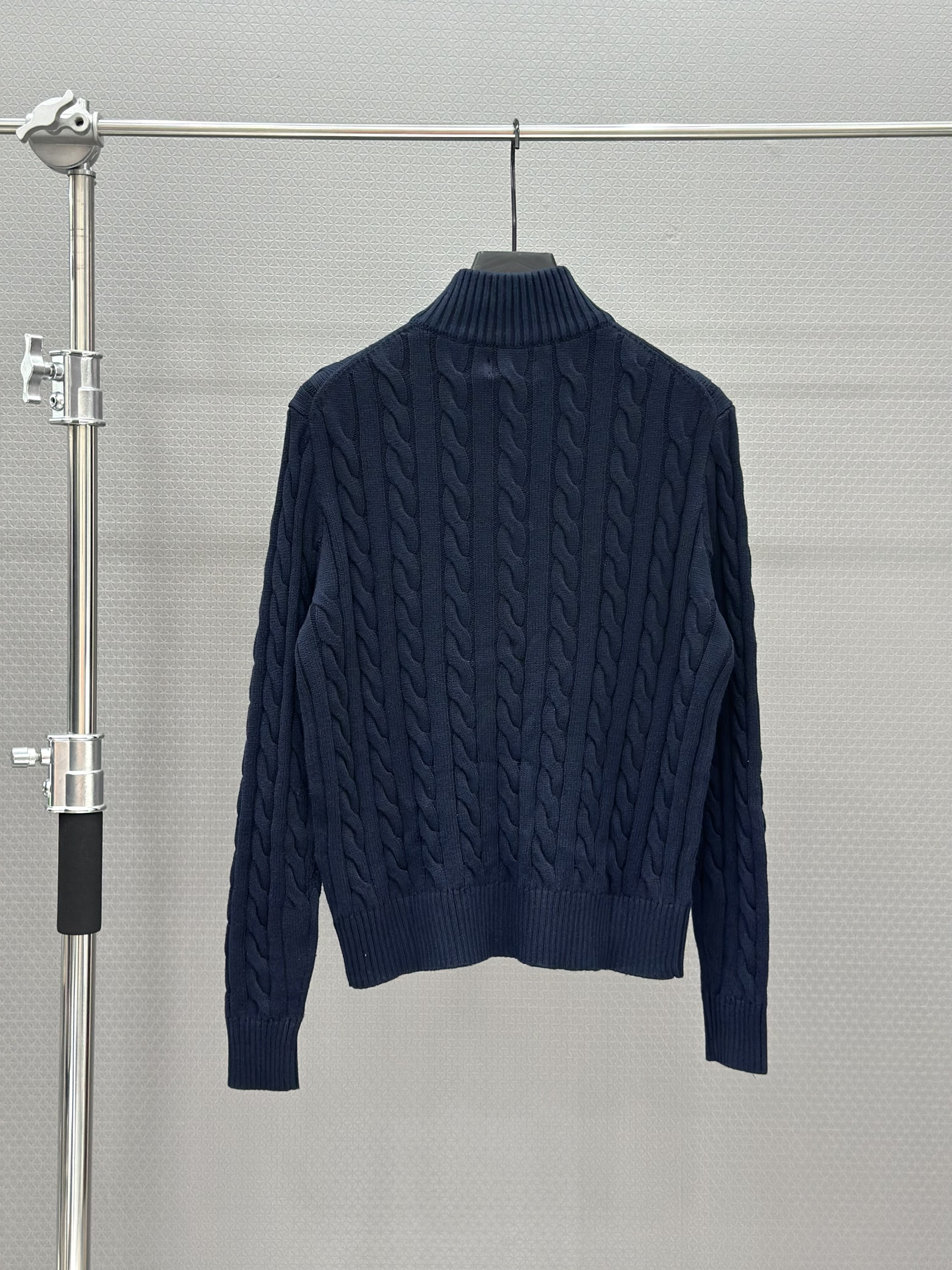 Áo Polo len dài tay cổ khóa 25274 Xanh Than logo đỏ thêu ngực Like Auth S-L VTN