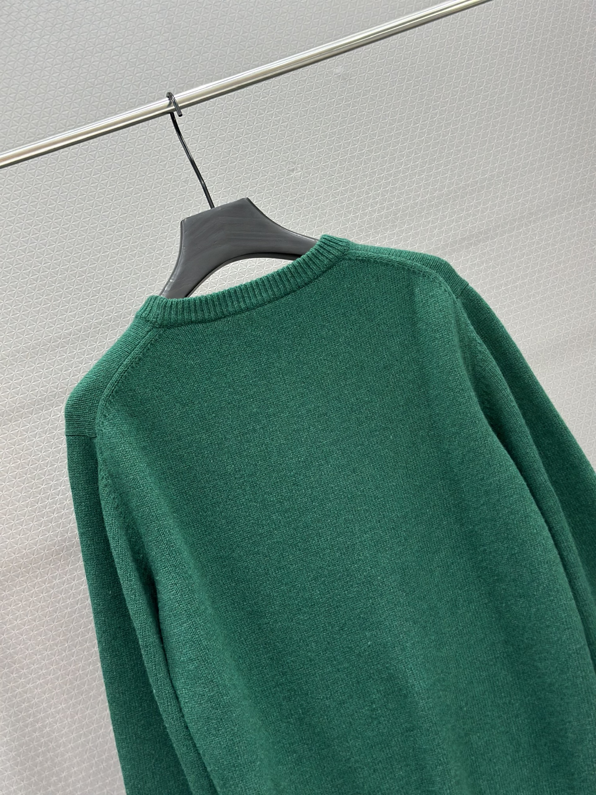 Áo sweater len Gucci GC 1421 Xanh logo thêu ngực Like Auth S-L VTN