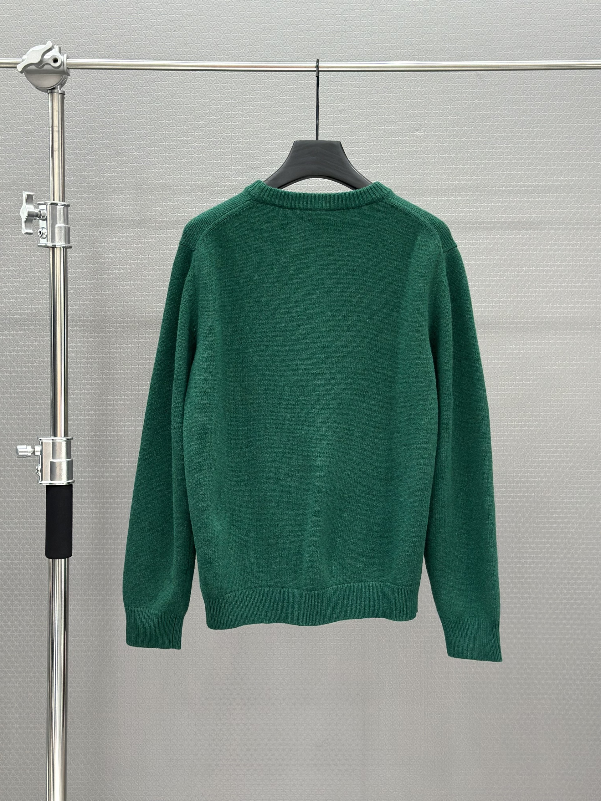 Áo sweater len Gucci GC 1421 Xanh logo thêu ngực Like Auth S-L VTN