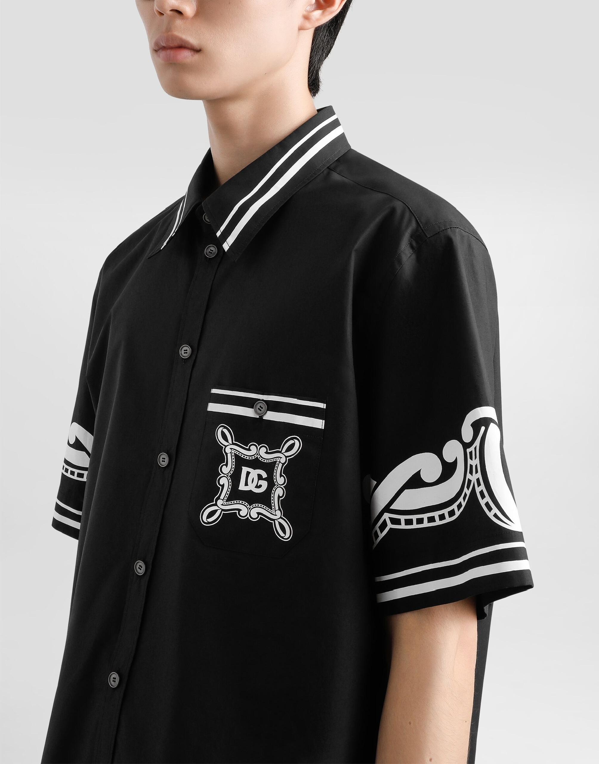 Set bộ hè Dolce Gabbana DG 860 Đen viền xoắn Trắng 1-1 on web 44-50 VTN