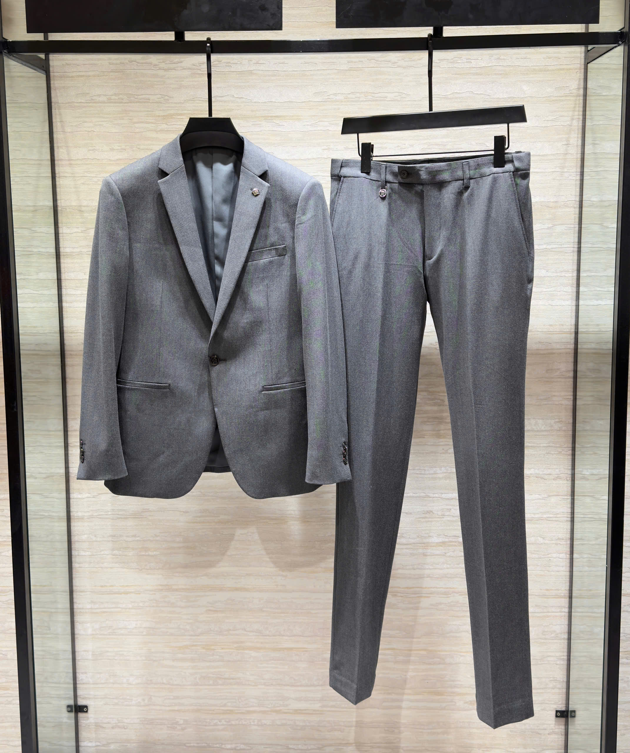 Set bộ Vest Versace VS Xám Ghi logo tag bạc new 2026 Like Auth 46-50 DDT