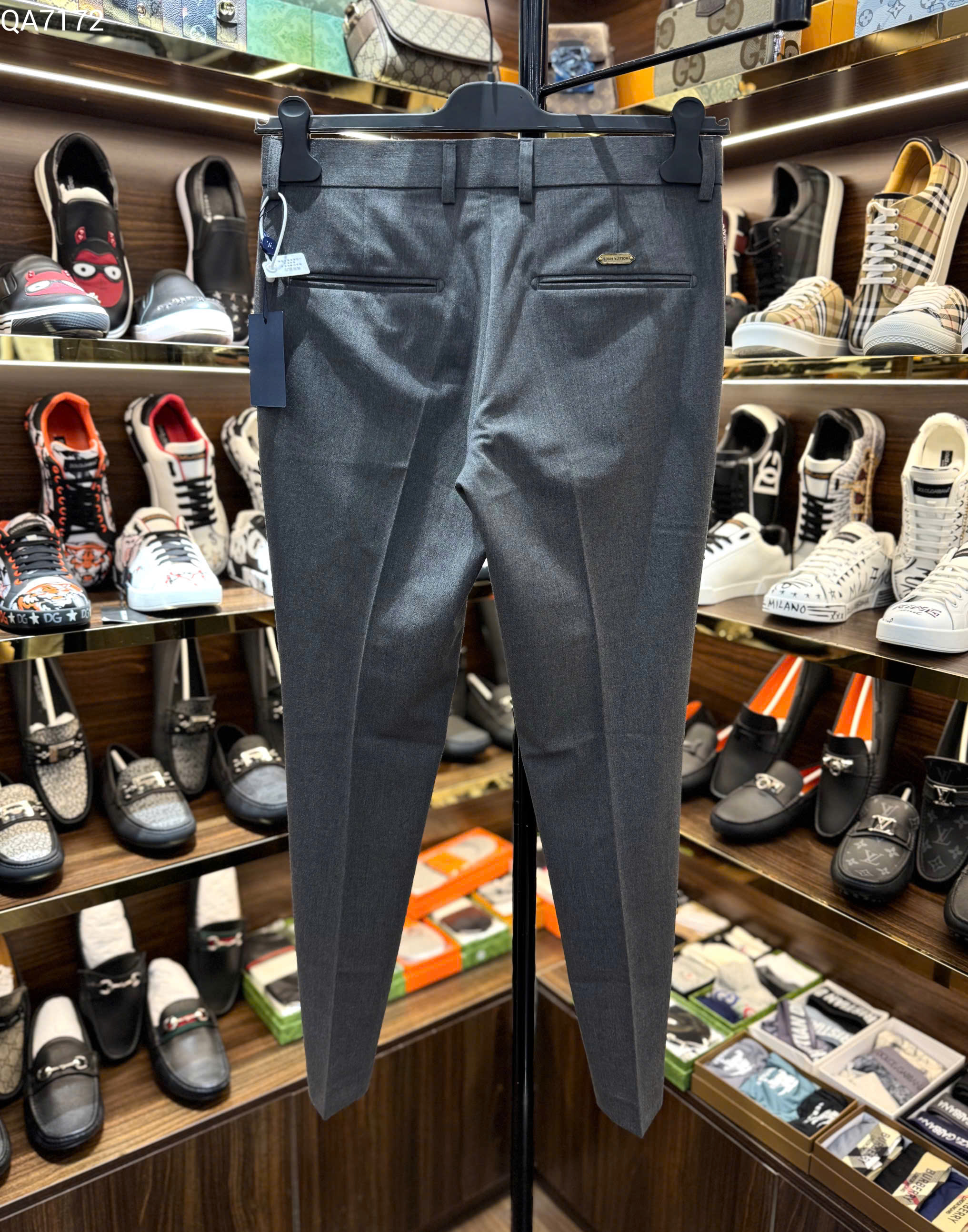 Quần tây âu Louis Vuitton LV Xám logo tag hoa đùi Like Auth 28-43 MK