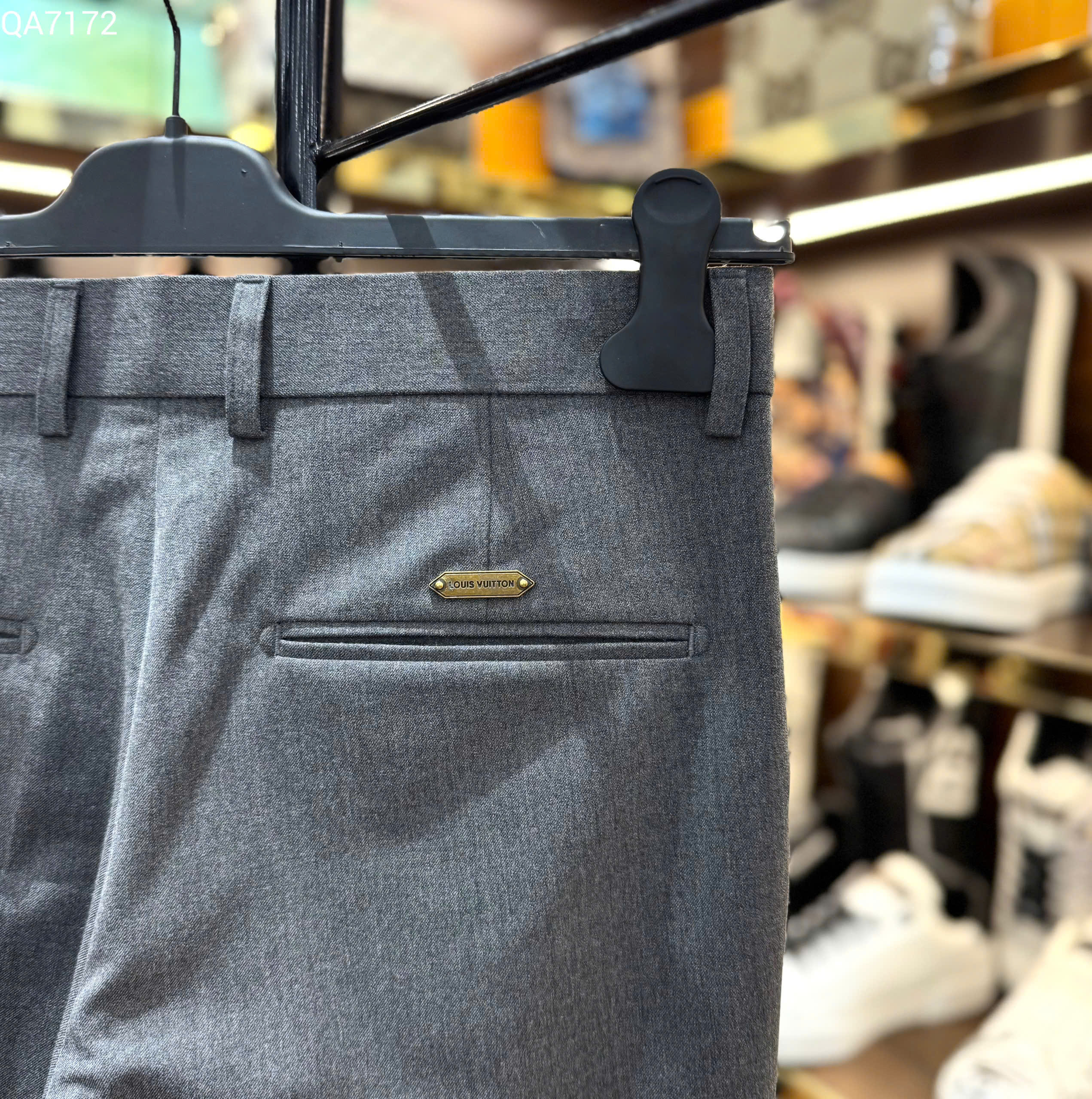 Quần tây âu Louis Vuitton LV Xám logo tag hoa đùi Like Auth 28-43 MK