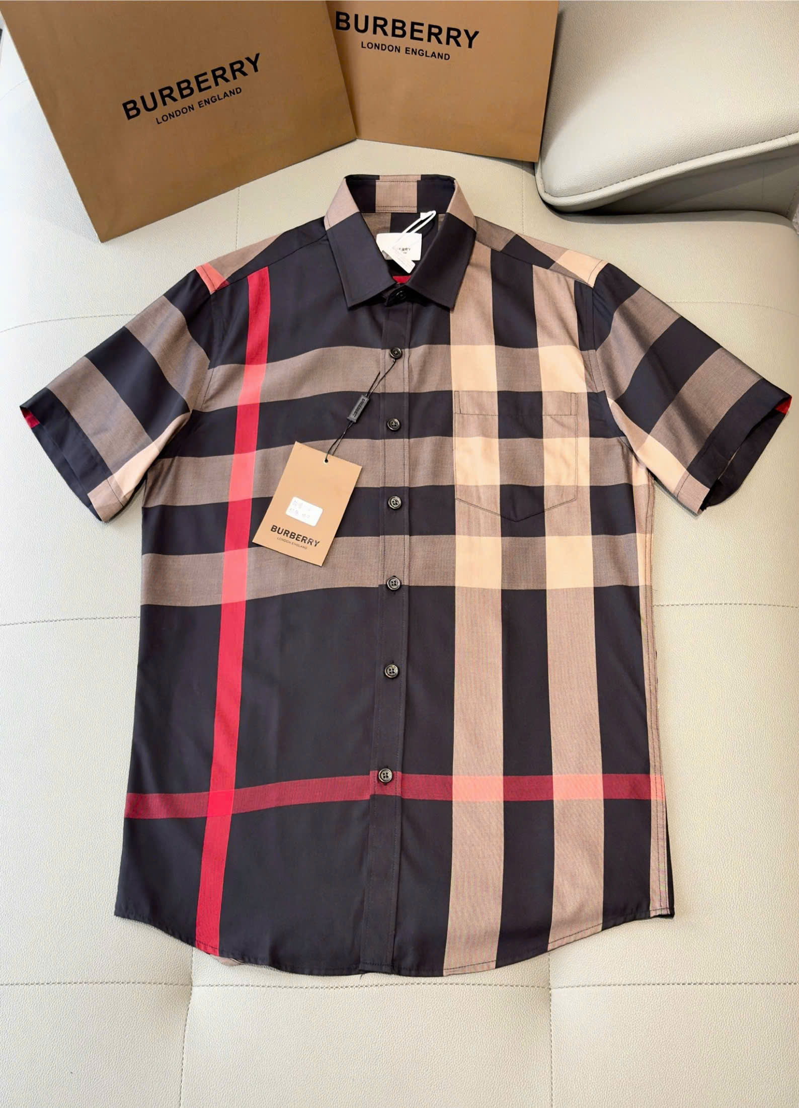 Áo sơ mi Burberry BBR kẻ điểm nhấn sọc Đỏ Like Auth S-XXL DDT
