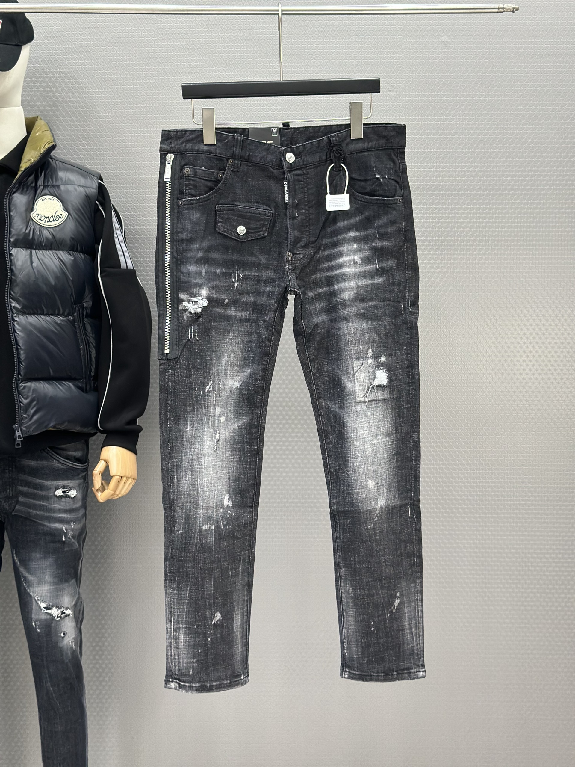 Quần Jean Dsquared2 DSQ 2083-1 Đen Xám túi đùi phối khóa ZIP sườn Like Auth 42-54 VTN