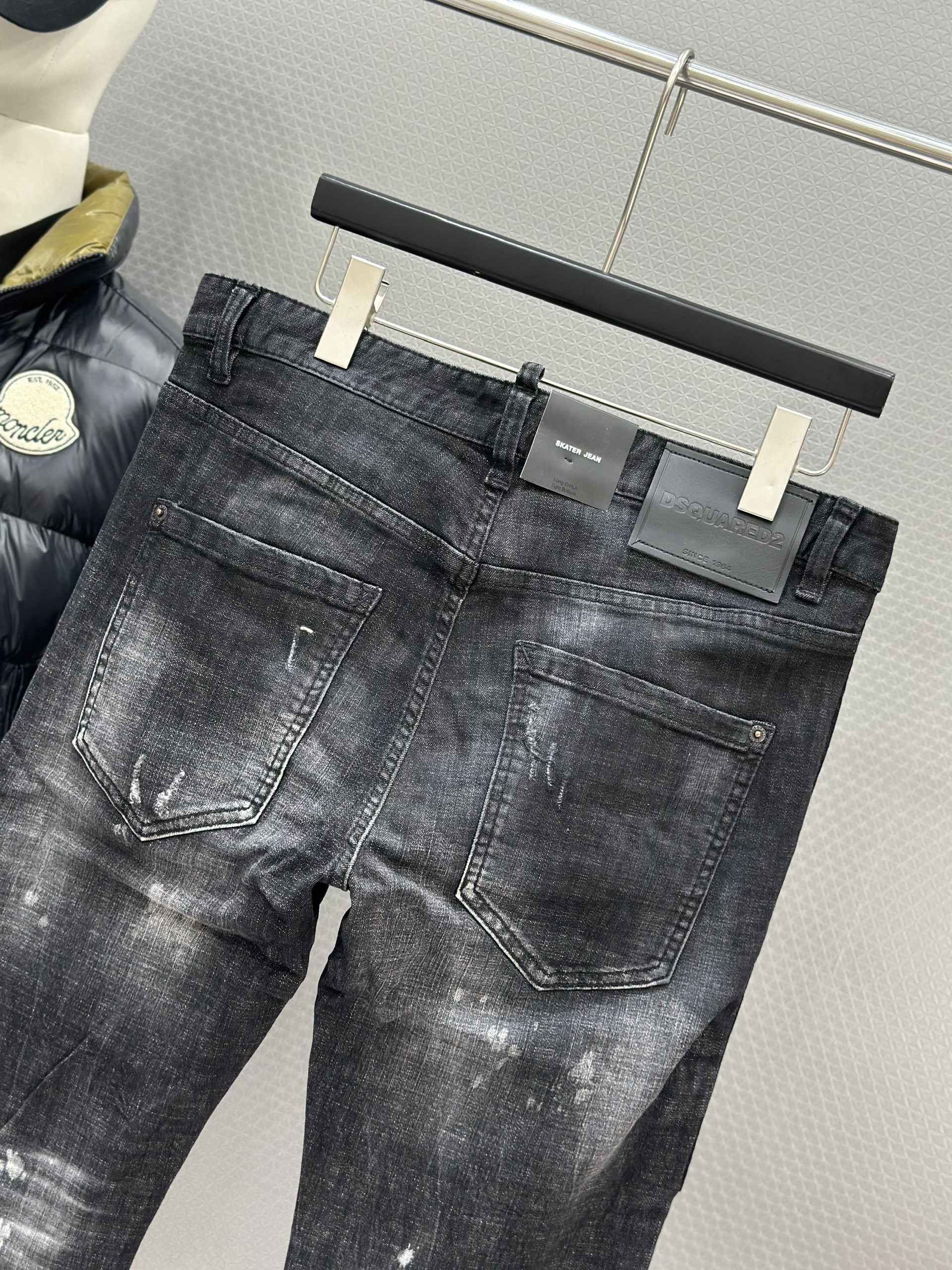 Quần Jean Dsquared2 DSQ 2083-1 Đen Xám túi đùi phối khóa ZIP sườn Like Auth 42-54 VTN