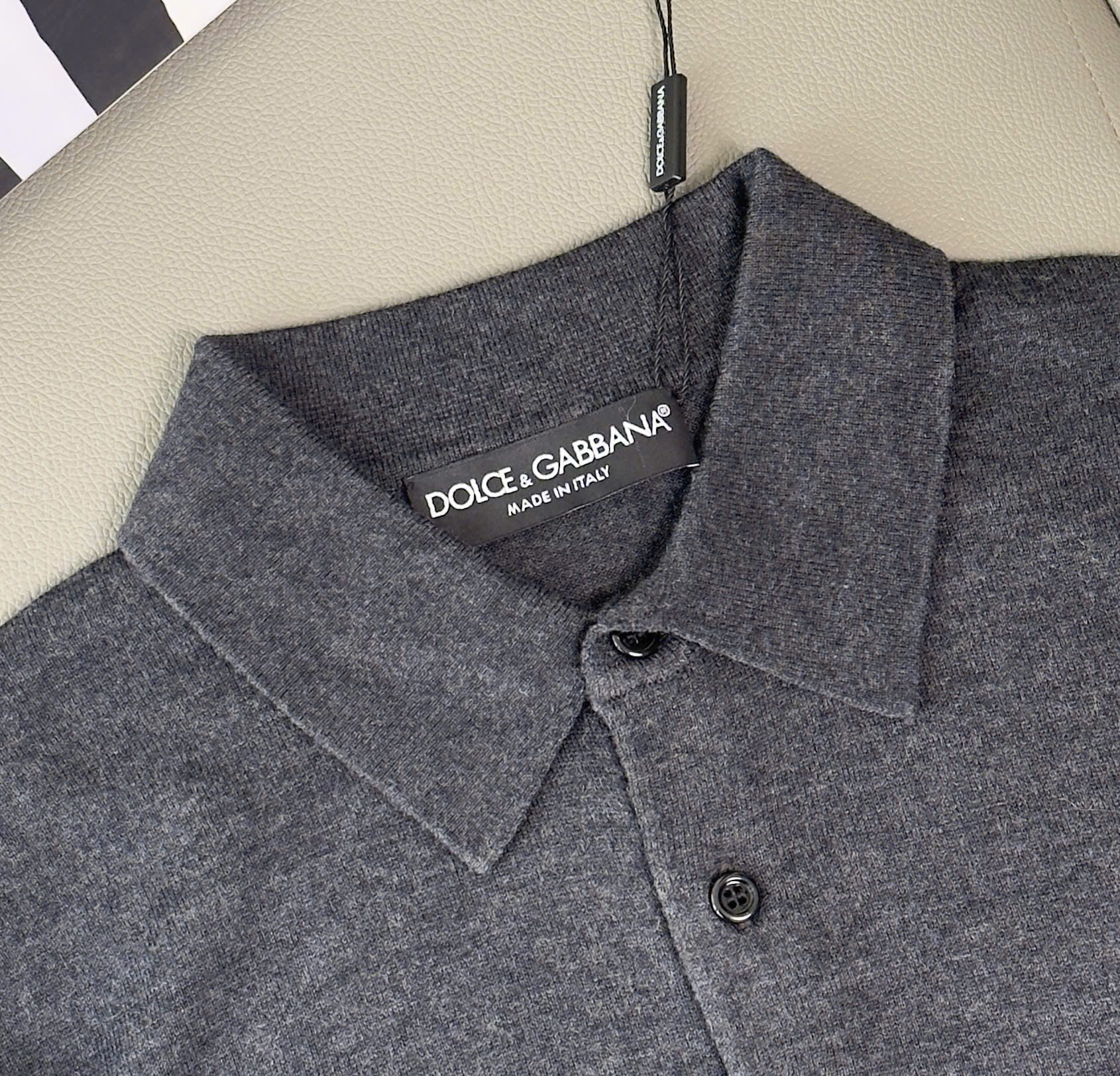 Áo polo len monghito dài tay Dior CD Xám đậm logo thêu ngực Like Auth 44-50 DDT