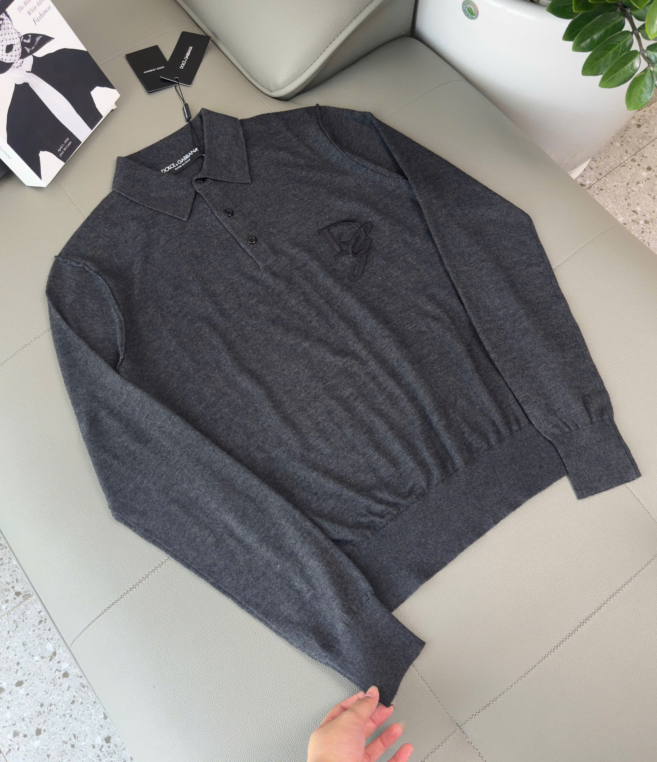 Áo polo len monghito dài tay Dior CD Xám đậm logo thêu ngực Like Auth 44-50 DDT