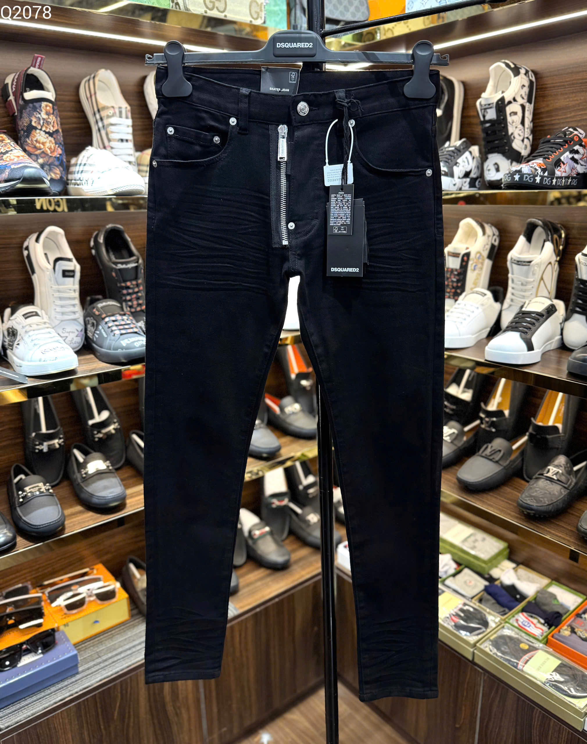 Quần Jean bò Dsquared2 DSQ icon Đen khóa lệch logo túi sau Like Auth 44-54 MK