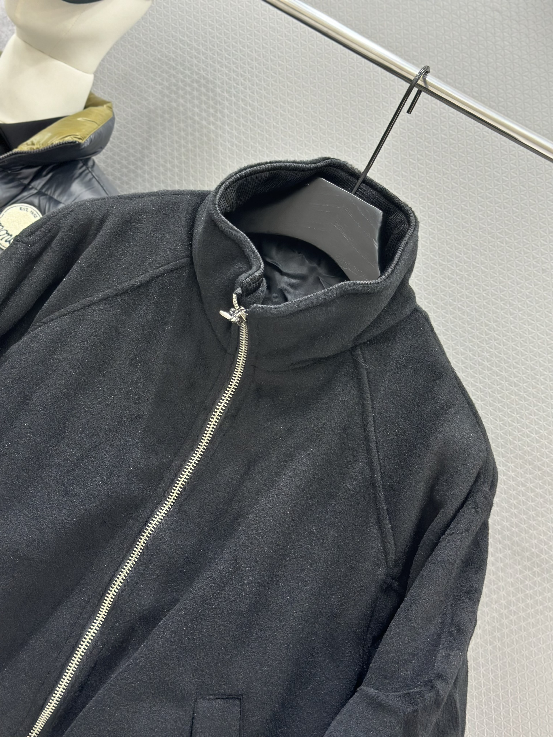 Áo khoác nỉ Local H821 Đen cổ cao M-XL VTN