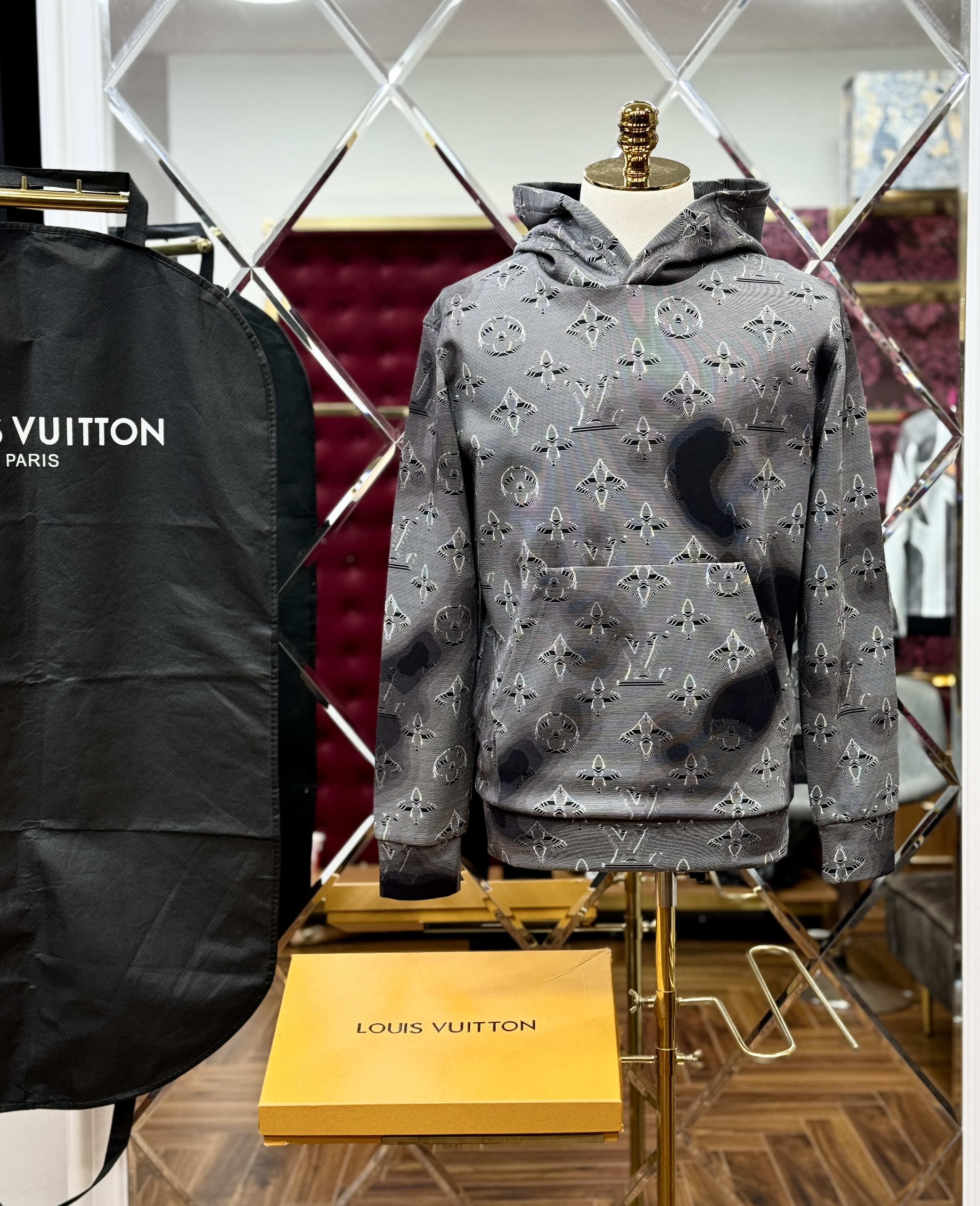 Áo hoodie Louis Vuitton LV xám monogram full túi bụng Like Auth 44-50 CD