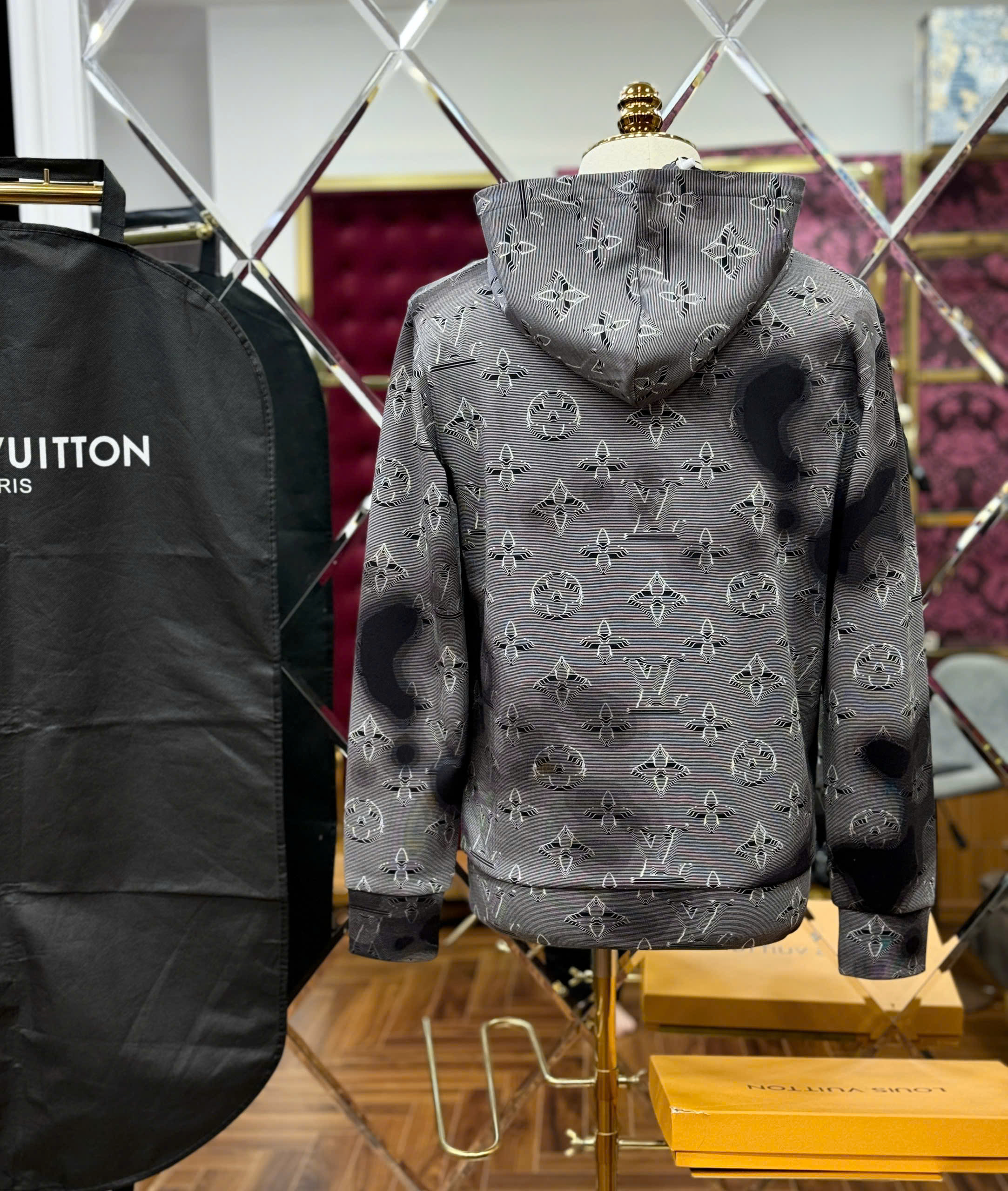 Áo hoodie Louis Vuitton LV xám monogram full túi bụng Like Auth 44-50 CD