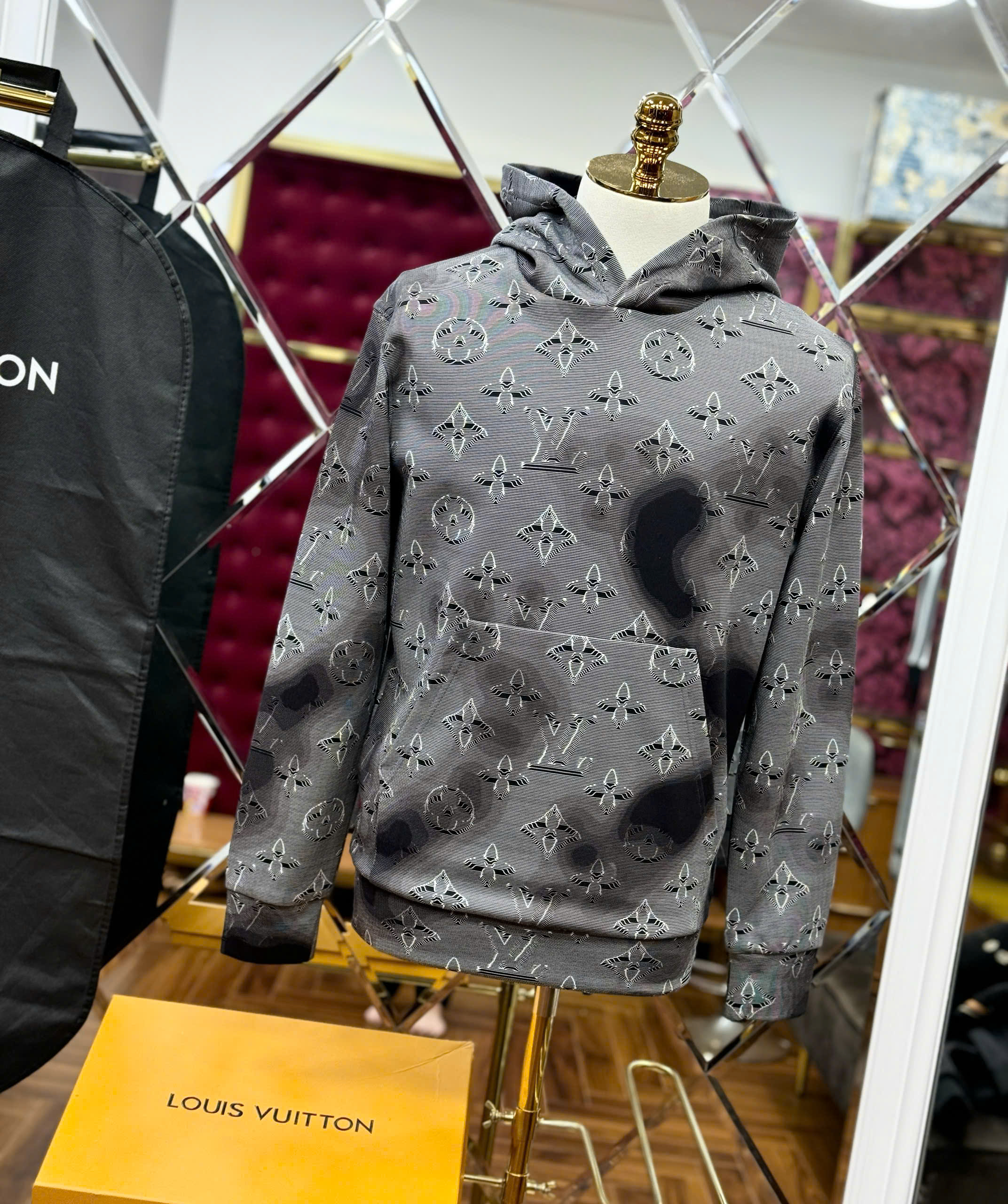 Áo hoodie Louis Vuitton LV xám monogram full túi bụng Like Auth 44-50 CD