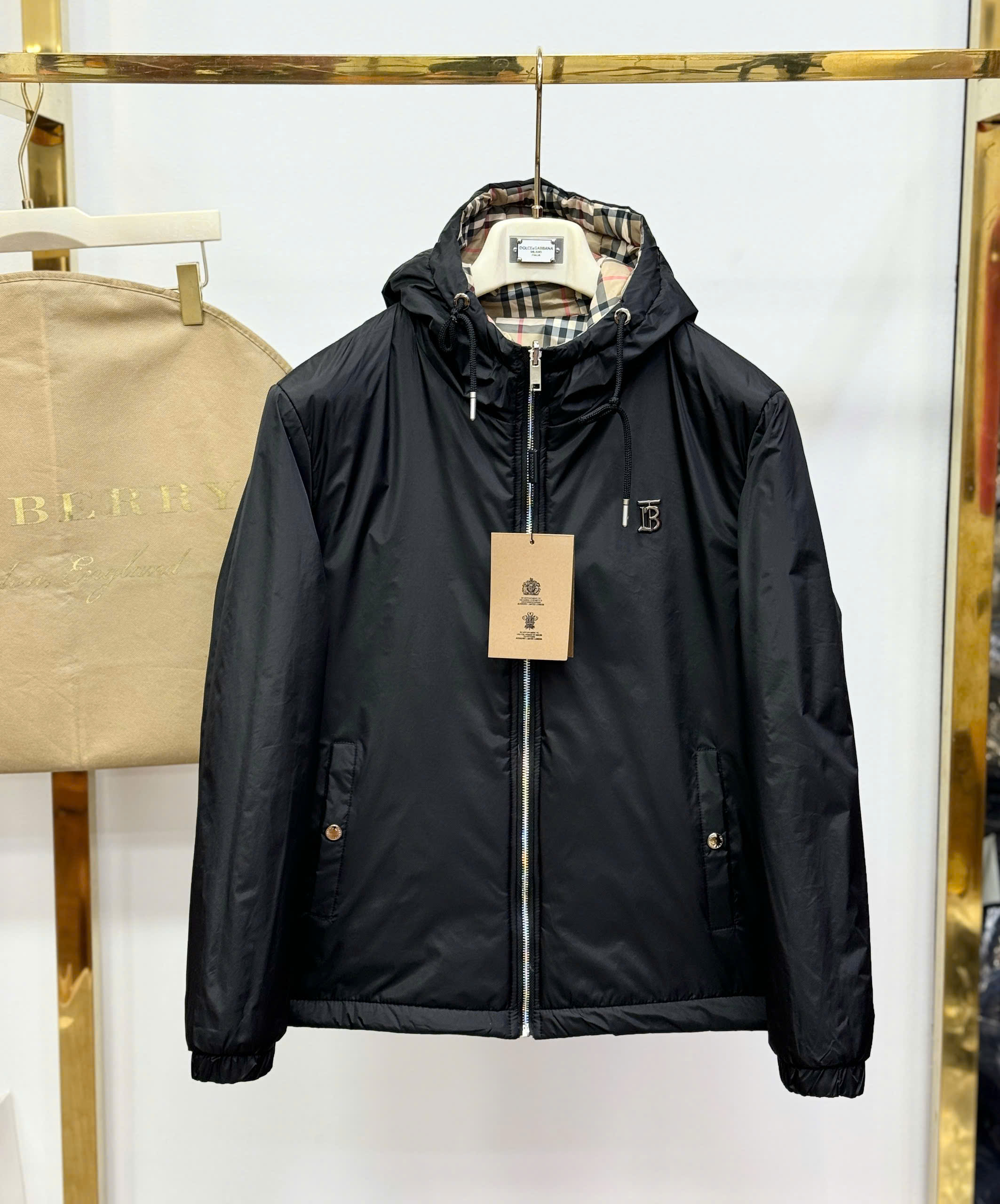 Áo khoác mũ Burberry BBR 2 mặt to TB thêu ngực kẻ sọc Like Auth M-XXL CD