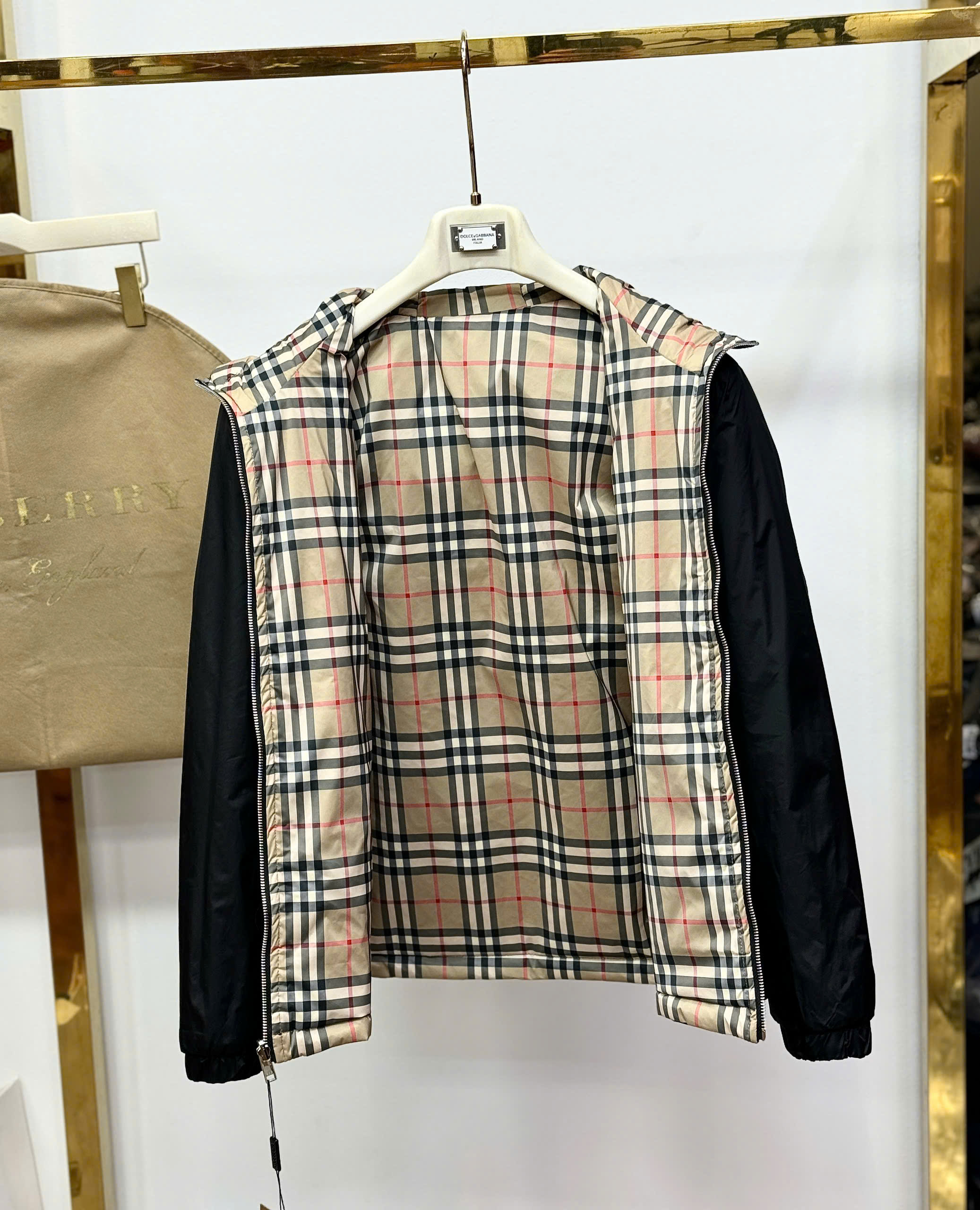 Áo khoác mũ Burberry BBR 2 mặt to TB thêu ngực kẻ sọc Like Auth M-XXL CD