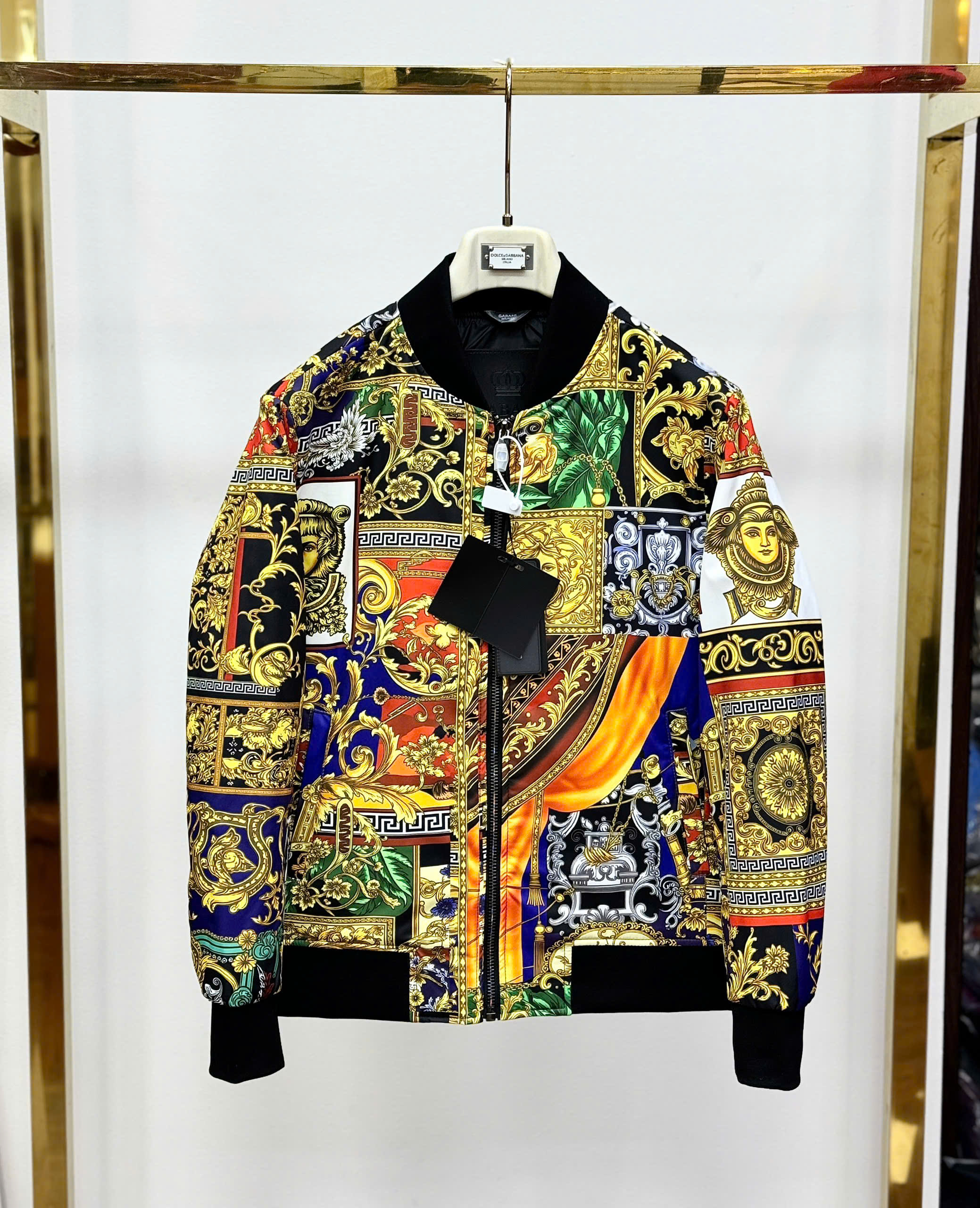Áo khoác bomber Versace VS Vàng họa tiết quý tộc Like AUth 44-50 CD