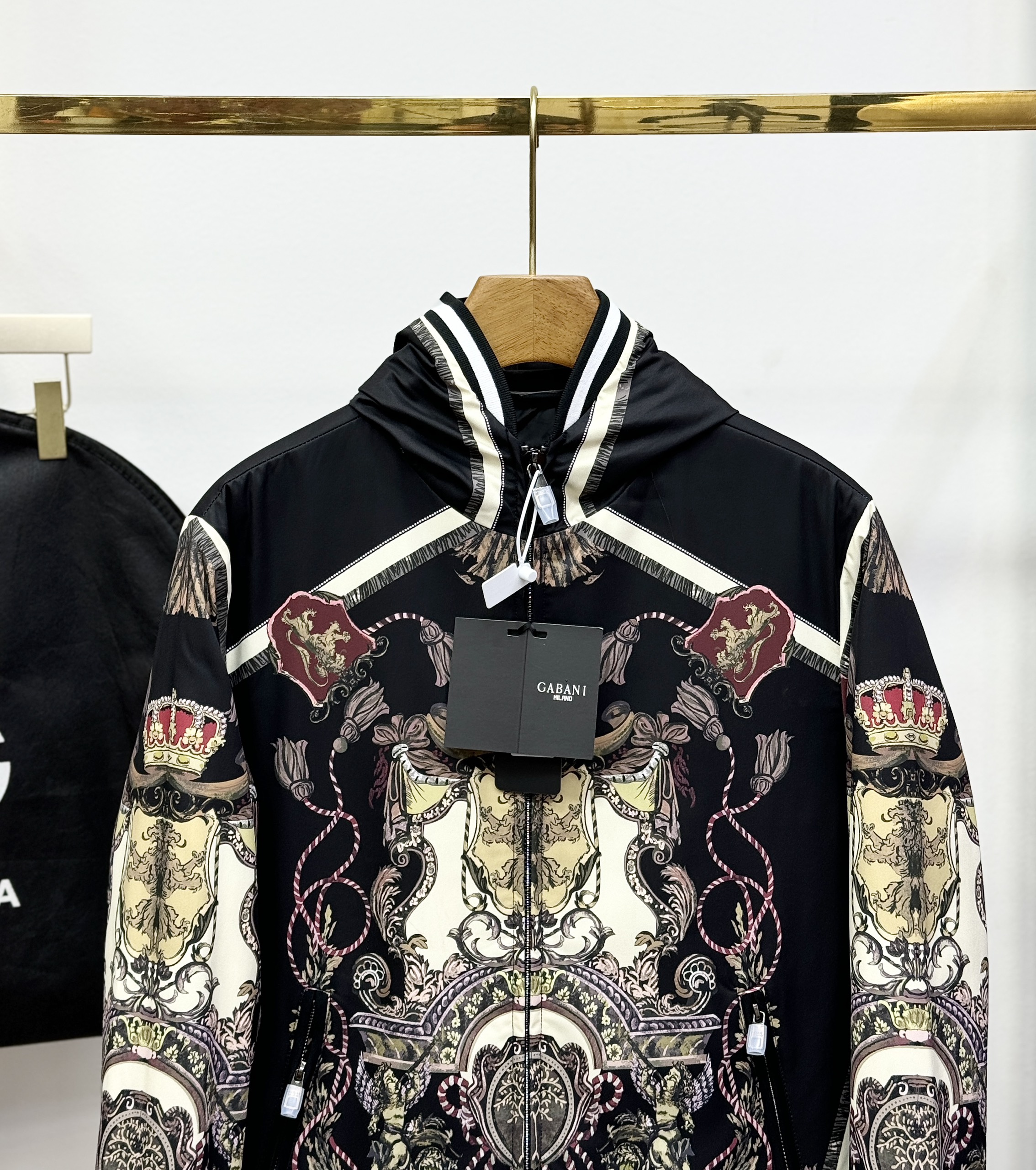 Áo khoác mũ Dolce Gabbana DG họa tiết quý tộc full Like Auth 44-50 CD