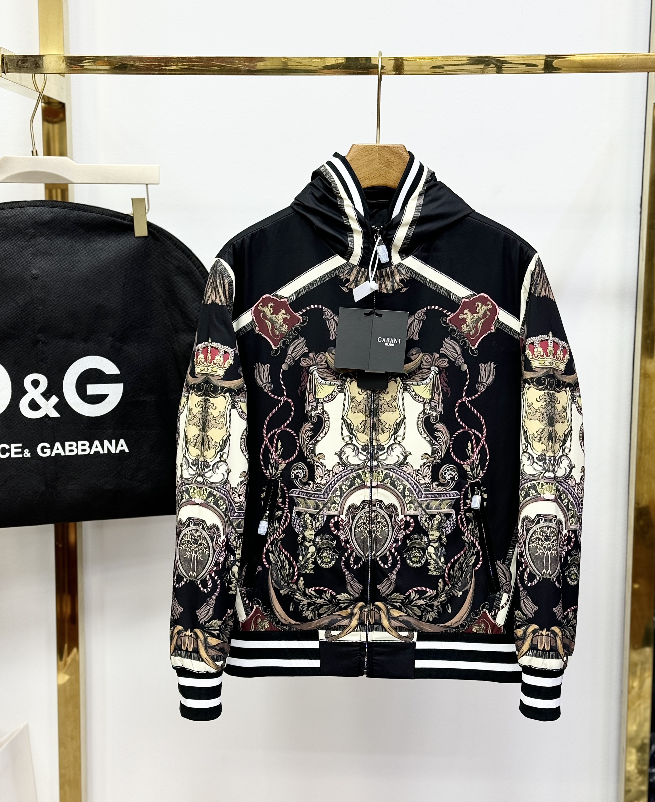 Áo khoác mũ Dolce Gabbana DG họa tiết quý tộc full Like Auth 44-50 CD