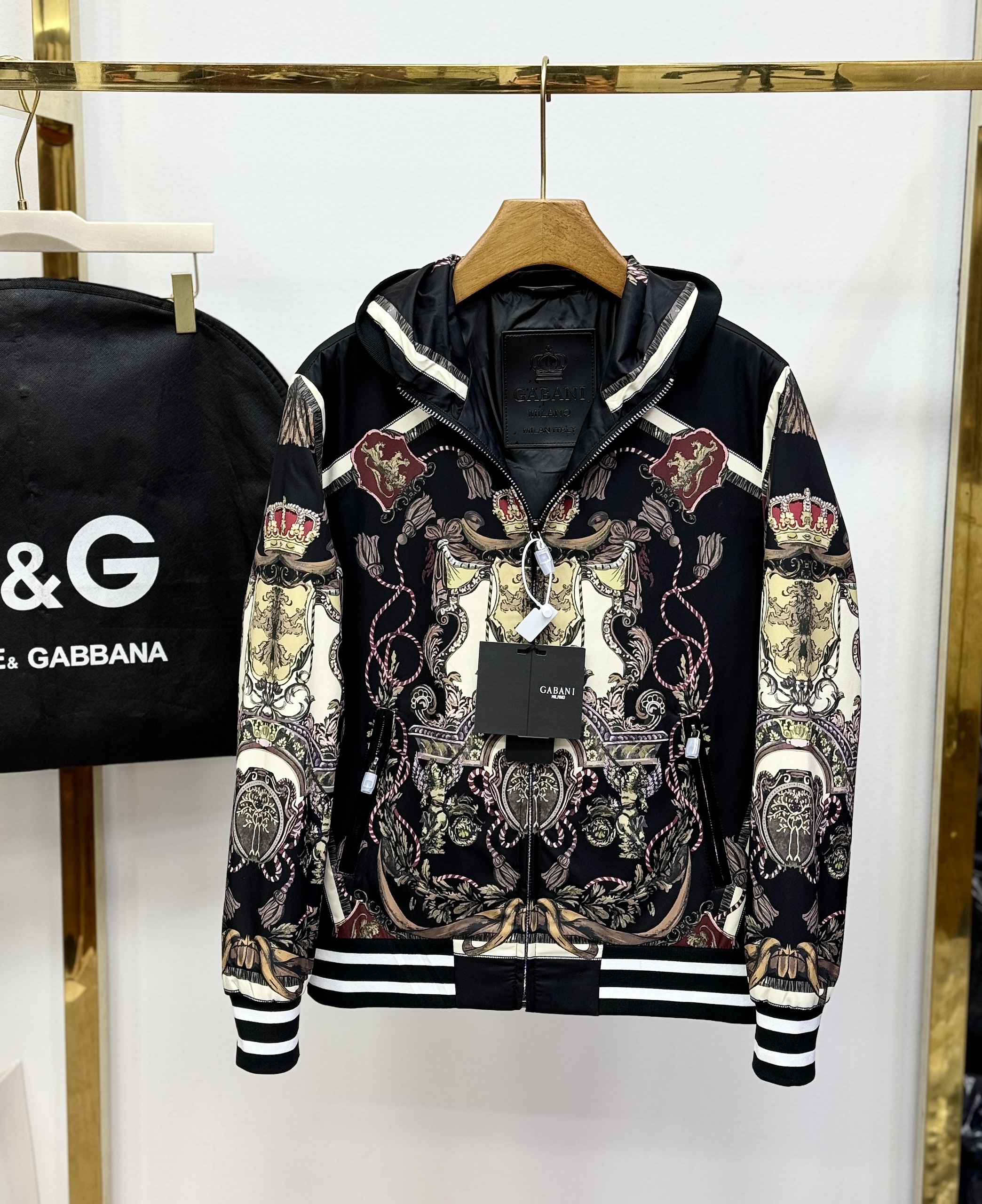 Áo khoác mũ Dolce Gabbana DG họa tiết quý tộc full Like Auth 44-50 CD