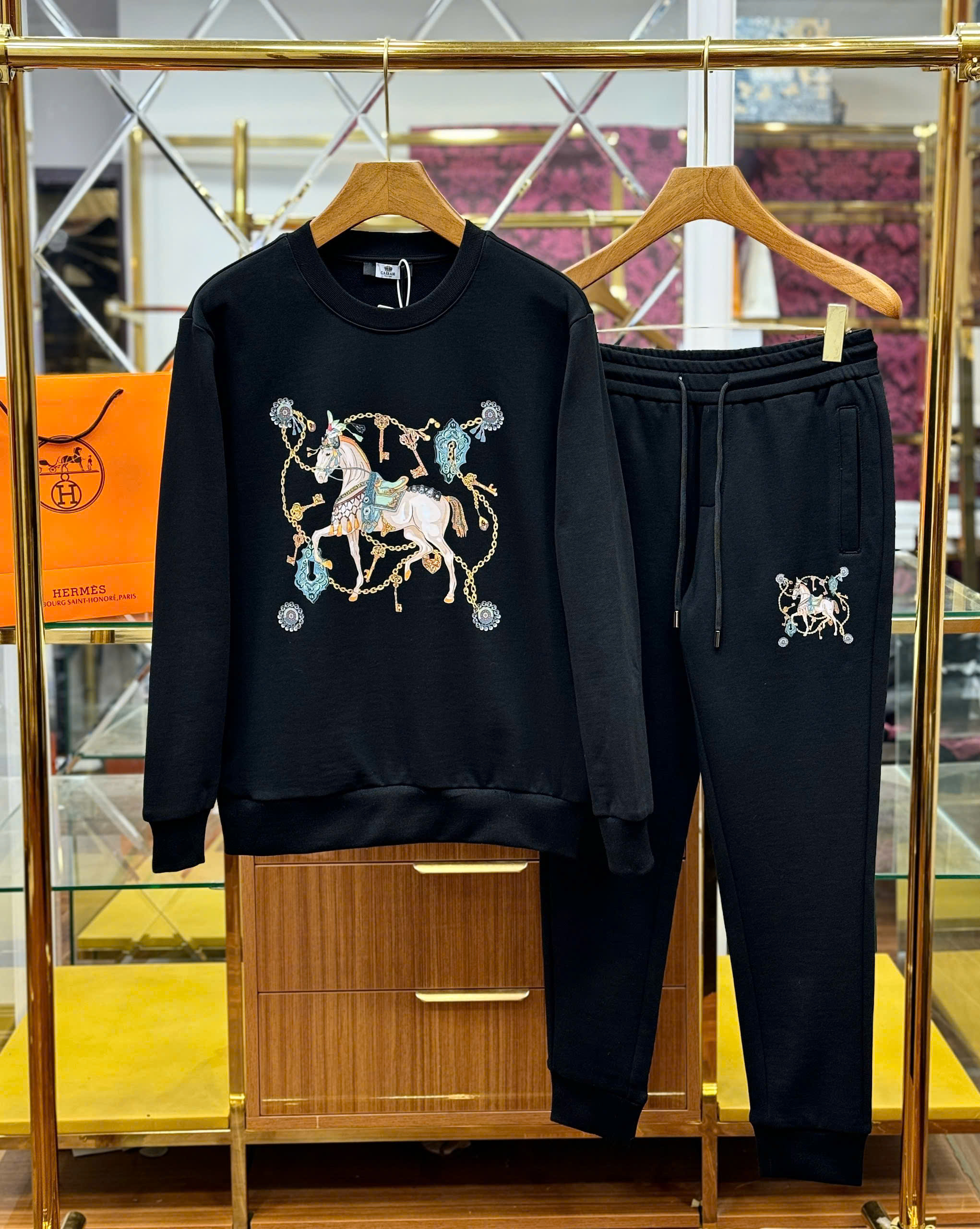 Set bộ nỉ Hermes HM logo thêu ngựa quý tộc mặt trước Like AUth 44-50 CD