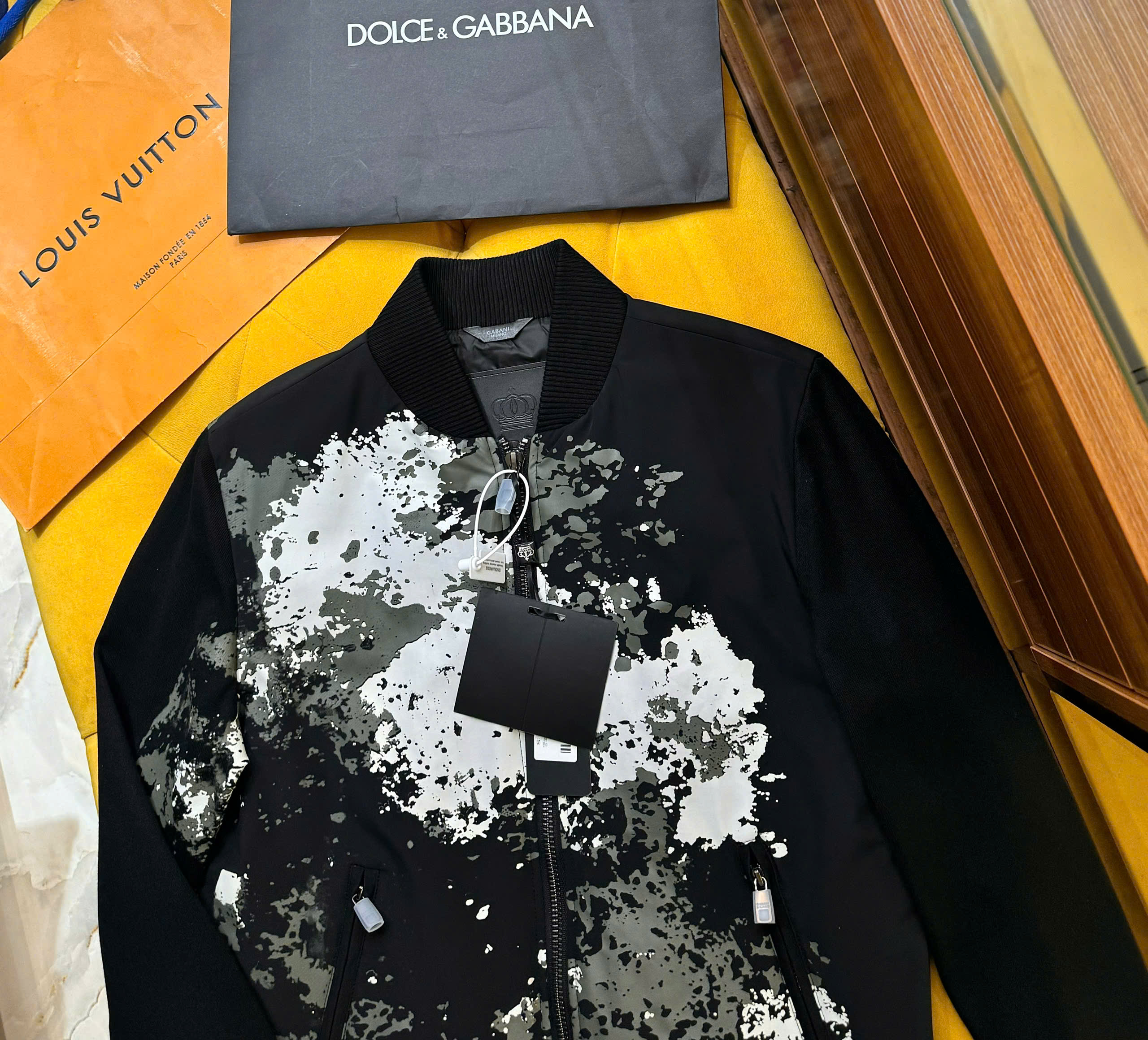 Áo khoác bomber Dsquared2 DSQ loang sơn Like Auth S-XL CD