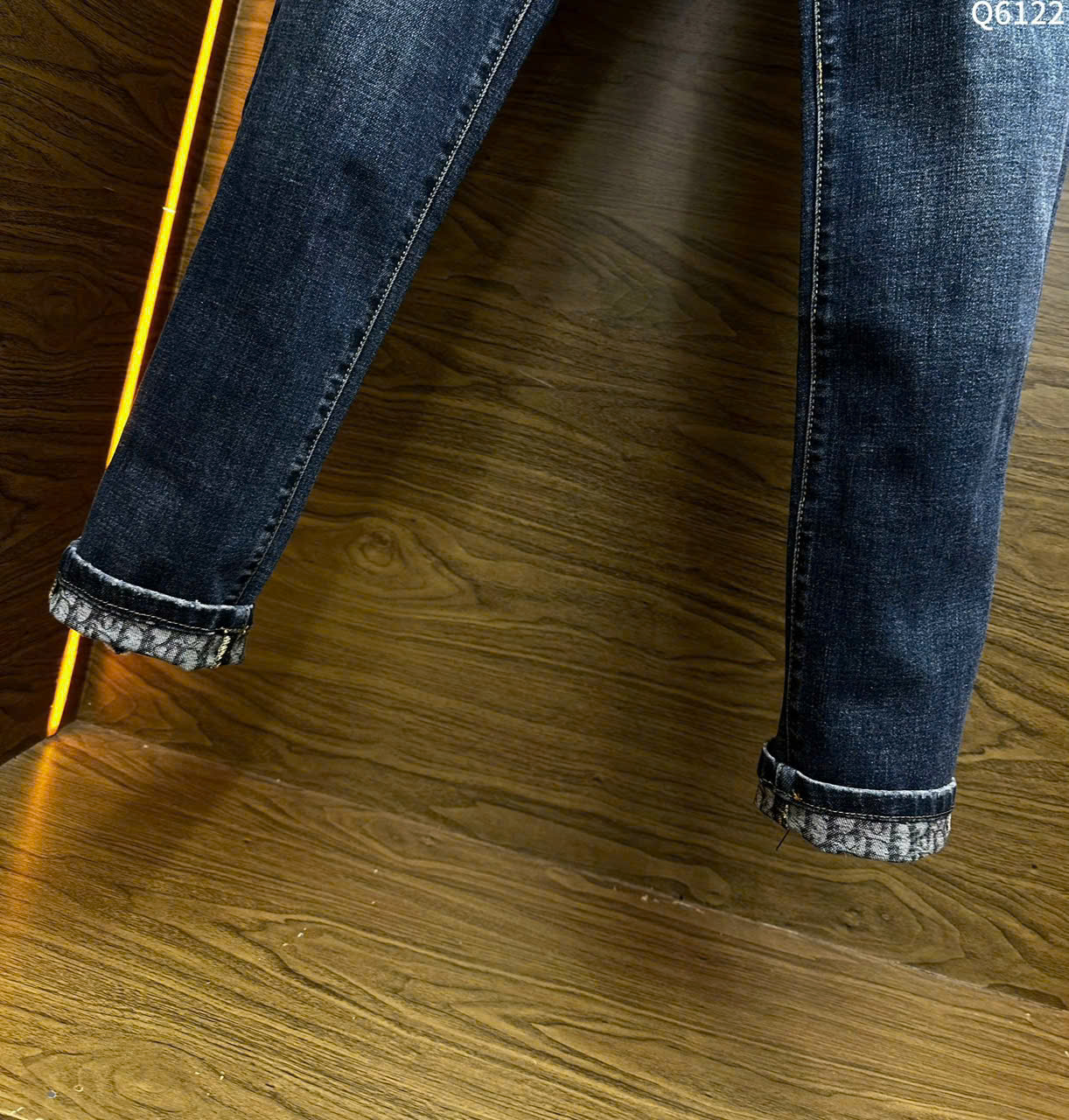 Quần Jean Dior CD Đen họa tiết gấu logo chữ kẻ ngang túi sau Like Auth on web LK