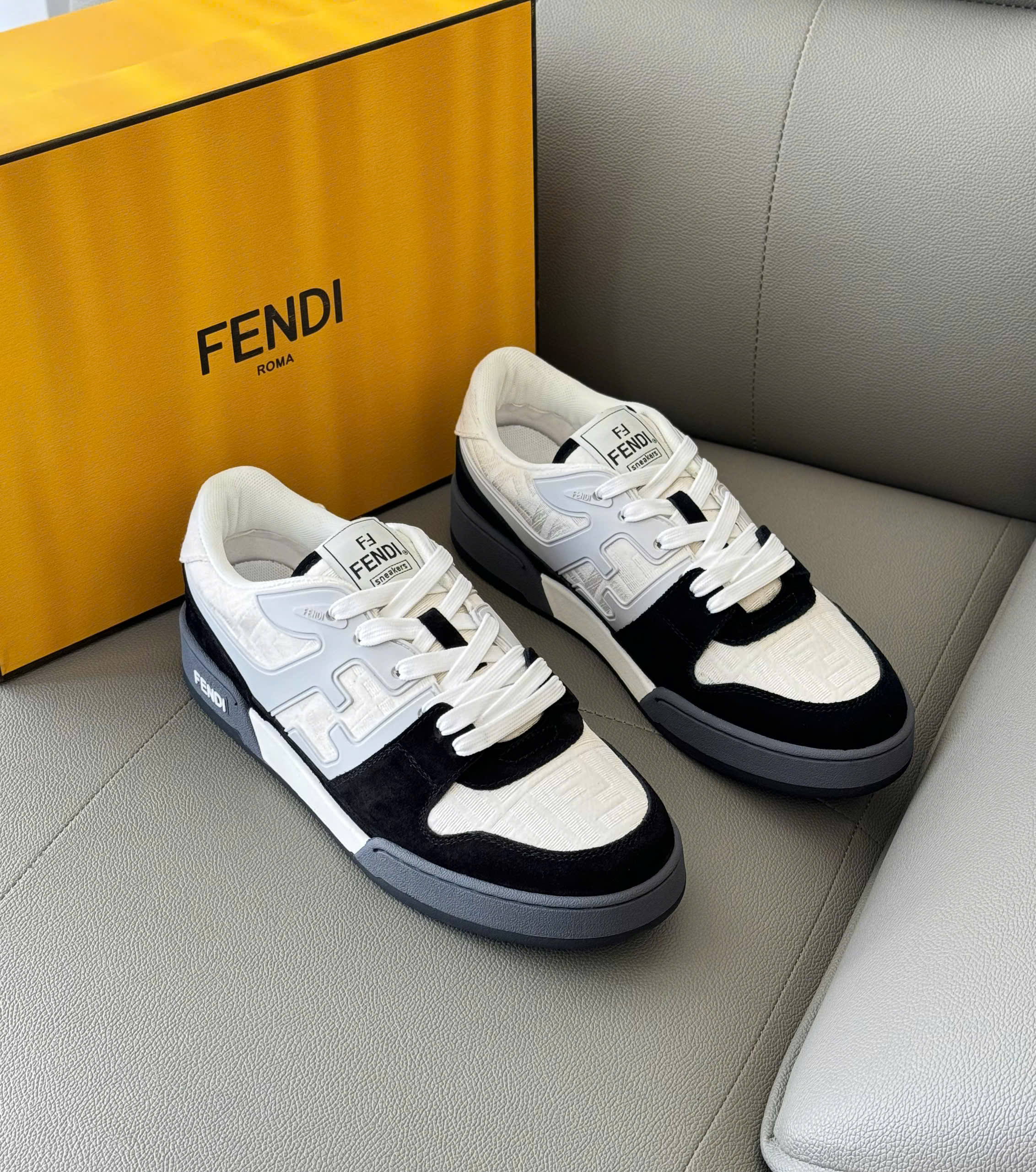 Giày sneaker Fendi Trắng phối viền Đen Ghi Like Auth 38-43 DDT