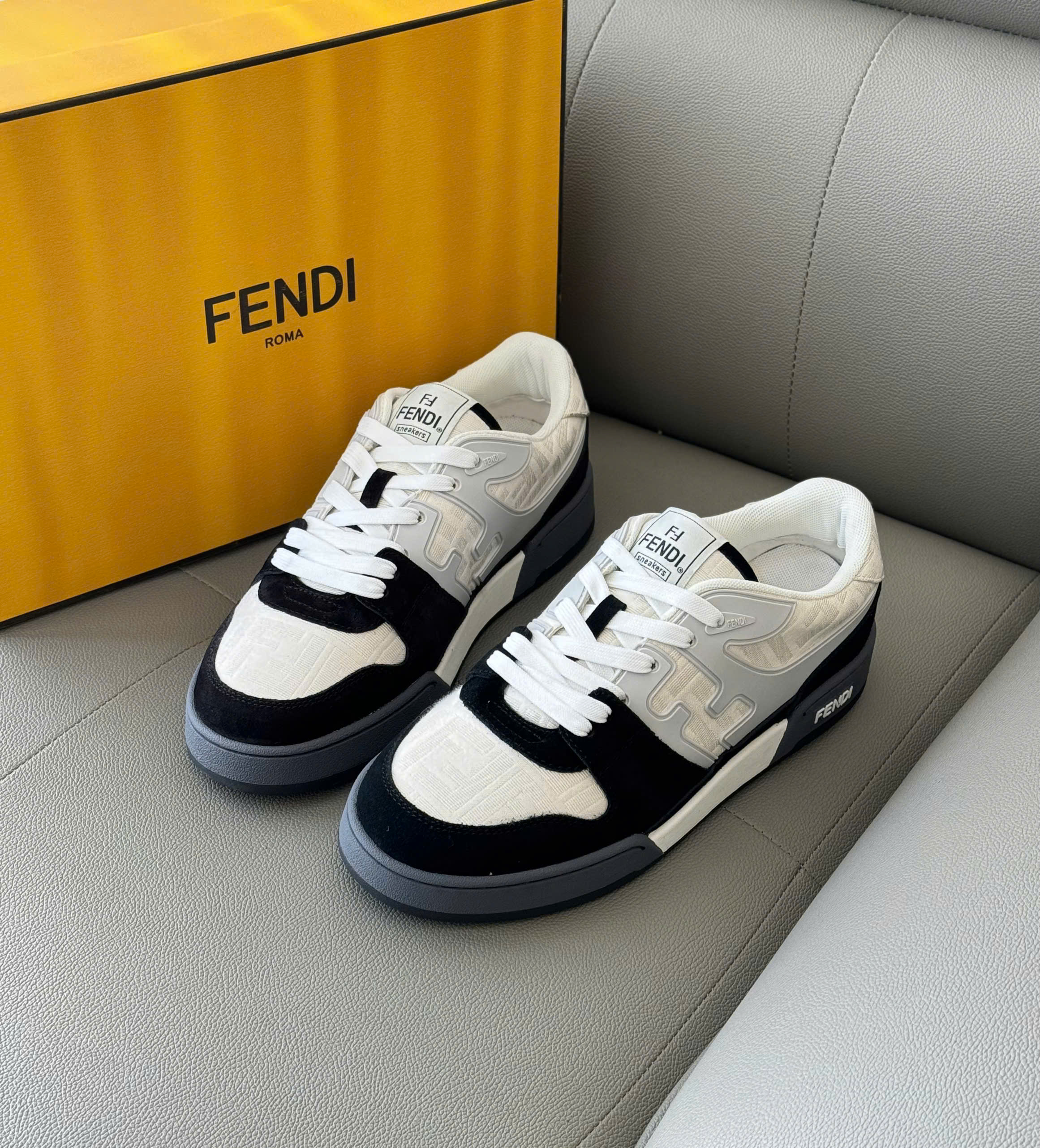 Giày sneaker Fendi Trắng phối viền Đen Ghi Like Auth 38-43 DDT