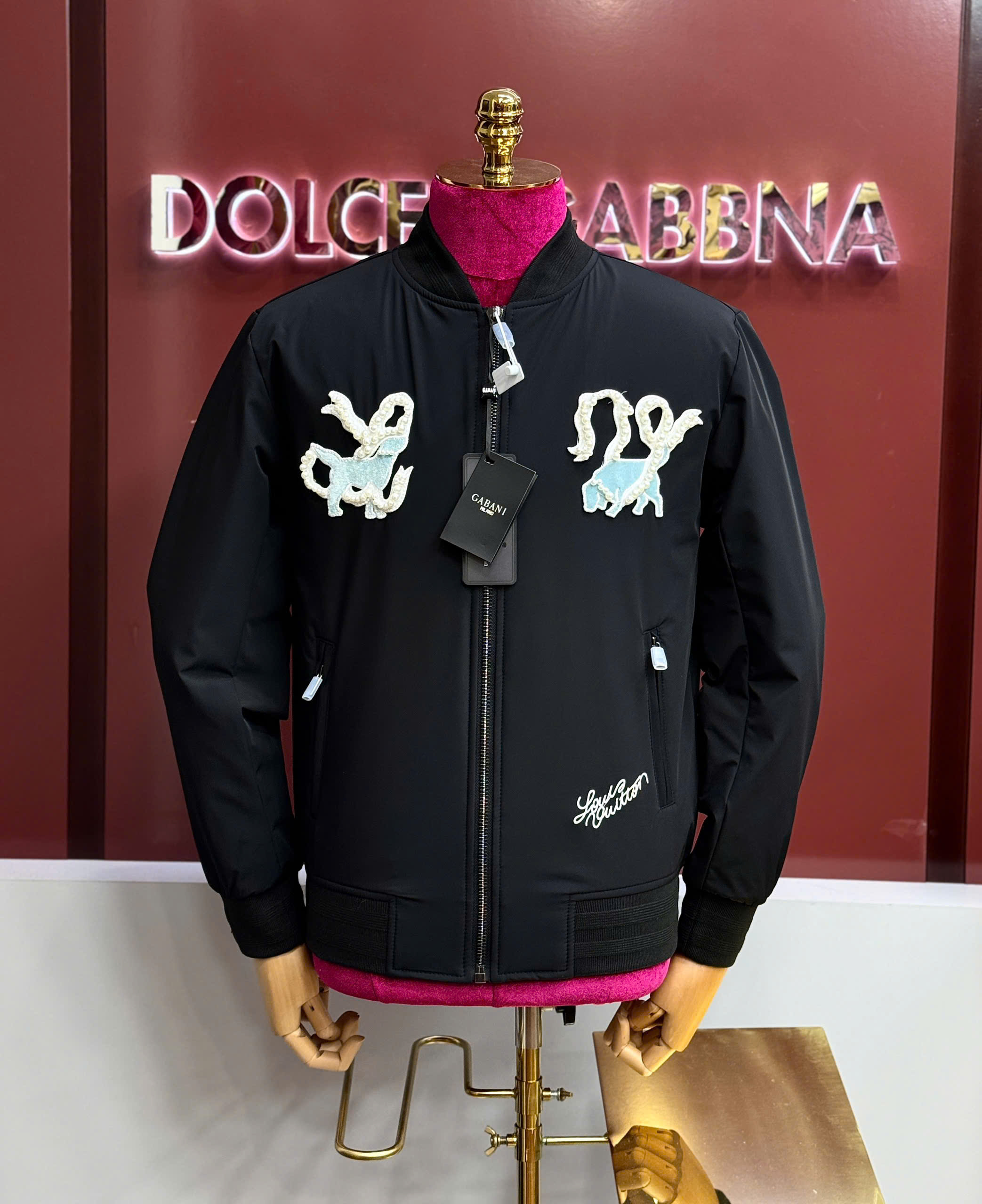 Áo khoác bomber gió Dolce Gabbana DG họa tiết đính hạt trước sau Like Auth S-XL MK